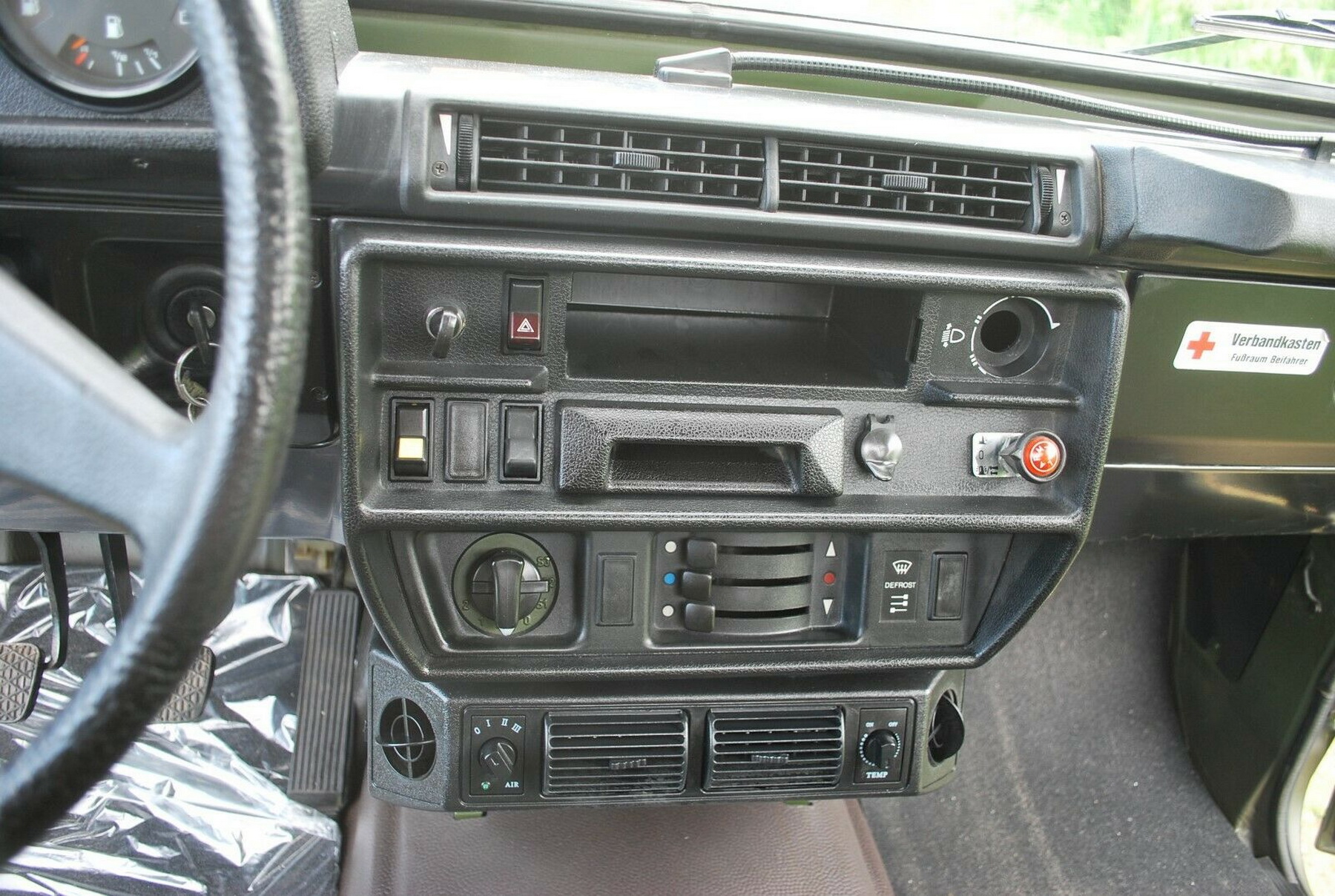 Cancel That Gladiator – There’s An Army-Spec G-Class Pickup For Sale