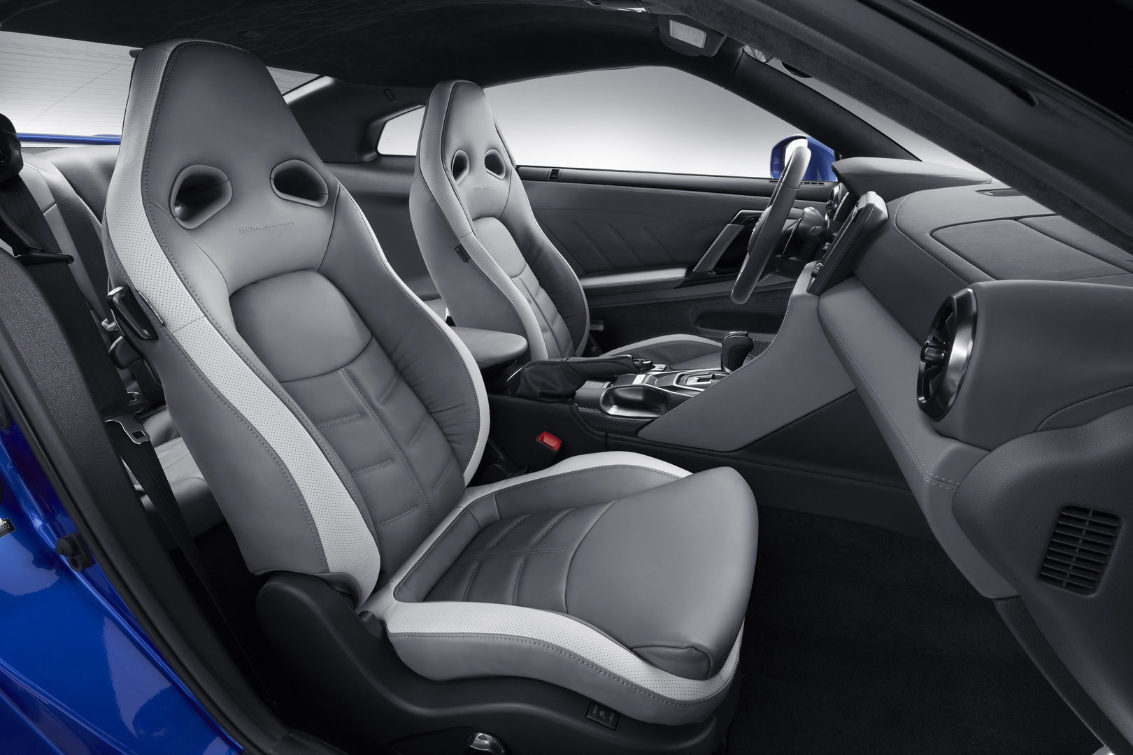 Nissan Prices 2020 GT-R From $113,540, NISMO From $210,740; Drops Over 120 Photos Too