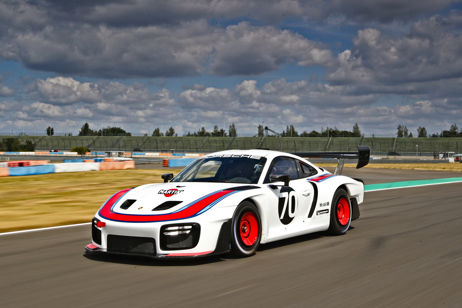 Porsche 911 GT2 RS Clubsport And 935 Heading To Spa For Their Racing Debut