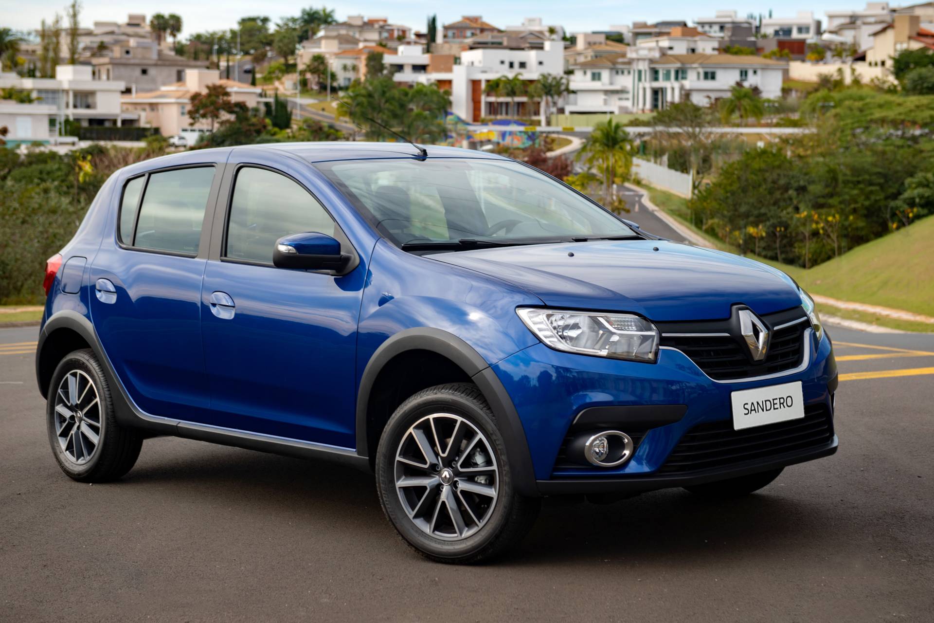 2020 Renault Logan, Sandero And Stepway Unveiled In Brazil With New Styling, CVT Option