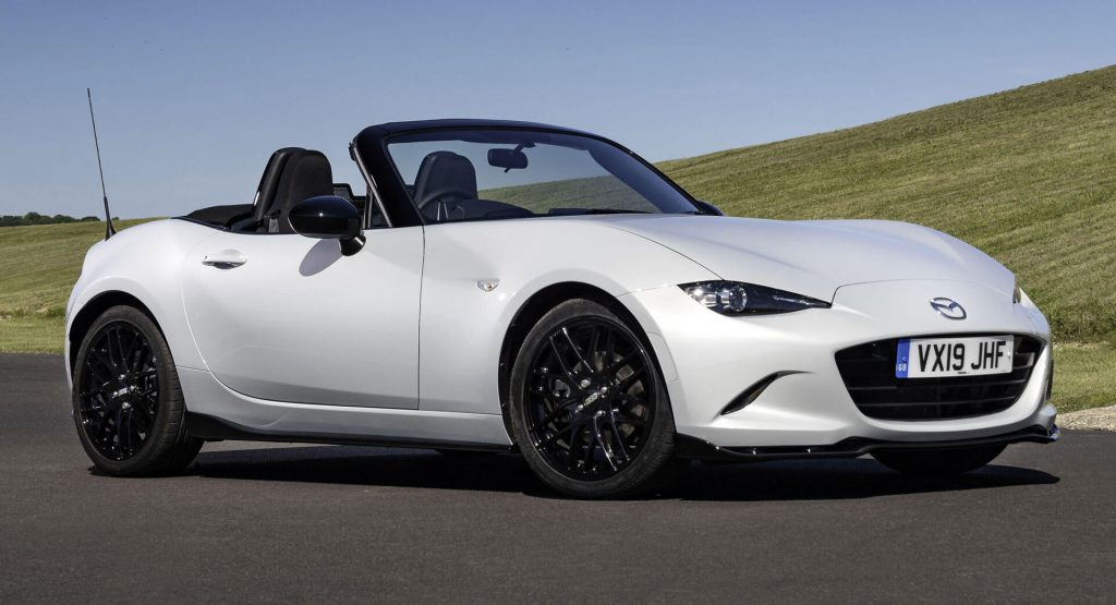  Personalize Your Mazda MX-5 With The Optional Cup And Design Packs