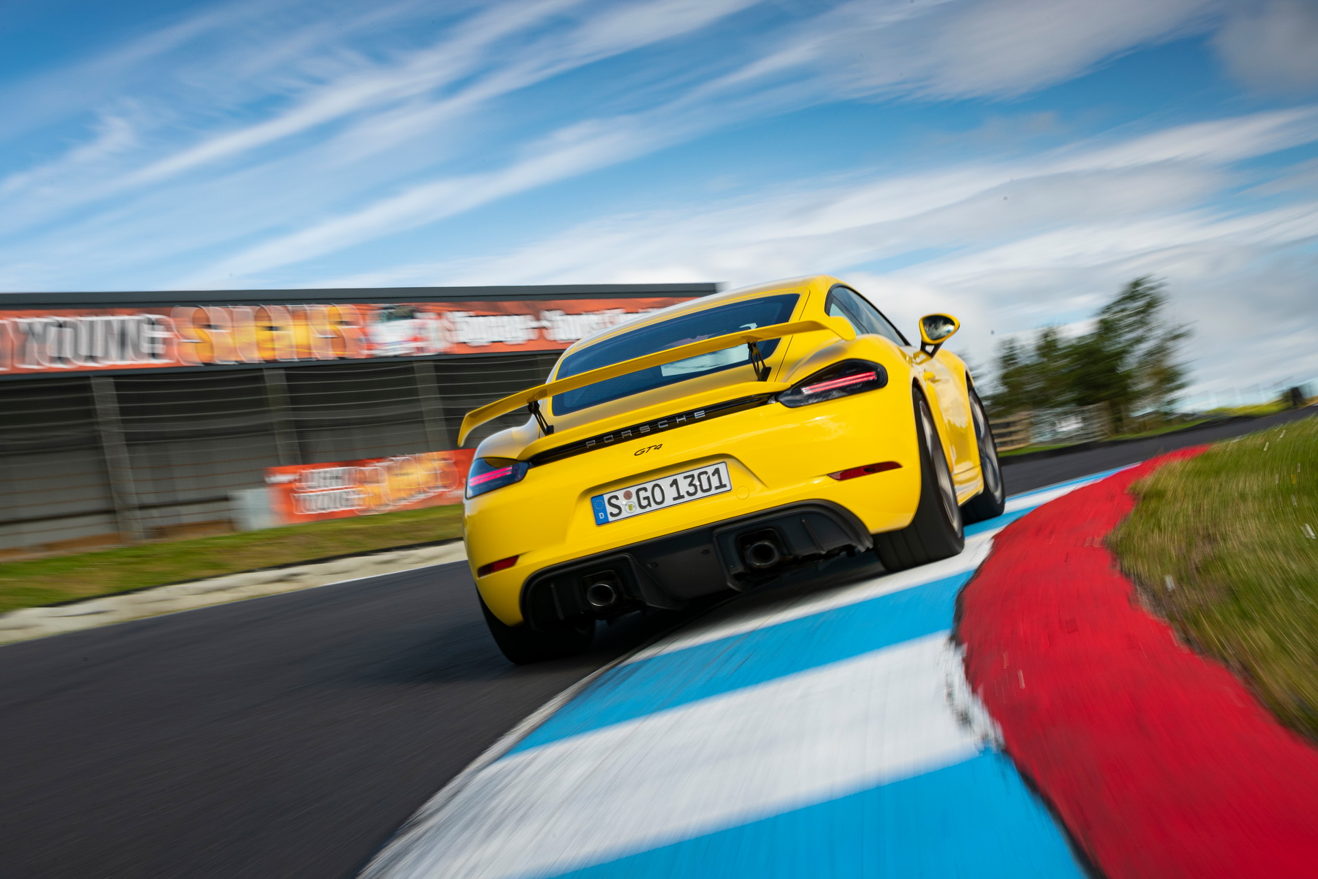 Massive Gallery Lets Us Bask In The Glory Of The 2020 Porsche 718 Cayman GT4