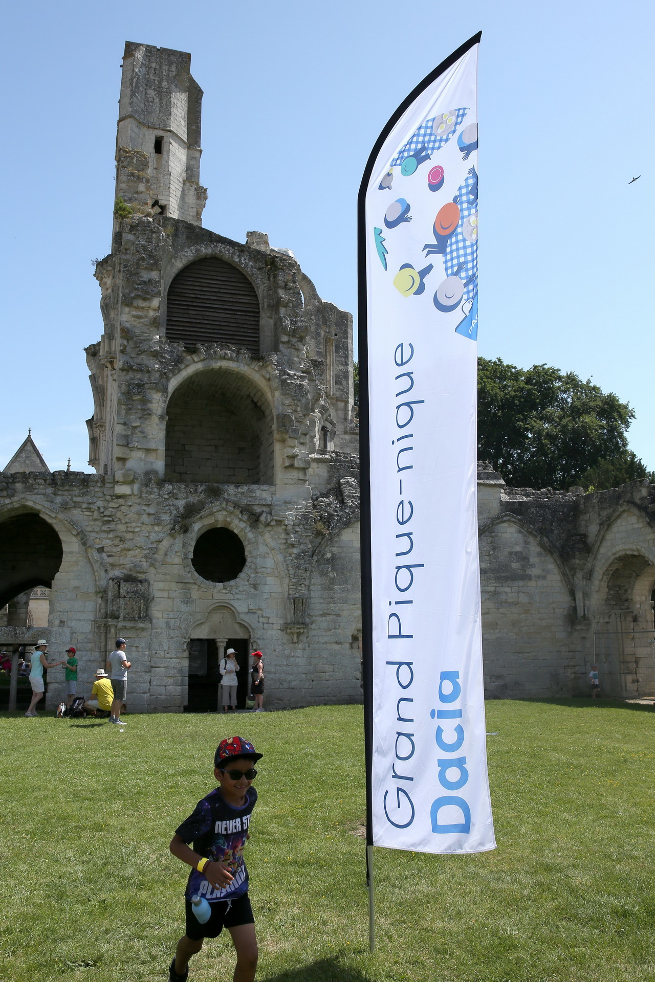 Dacia Launches Duster Black Collector Limited Edition, Deliveries Start In Autumn