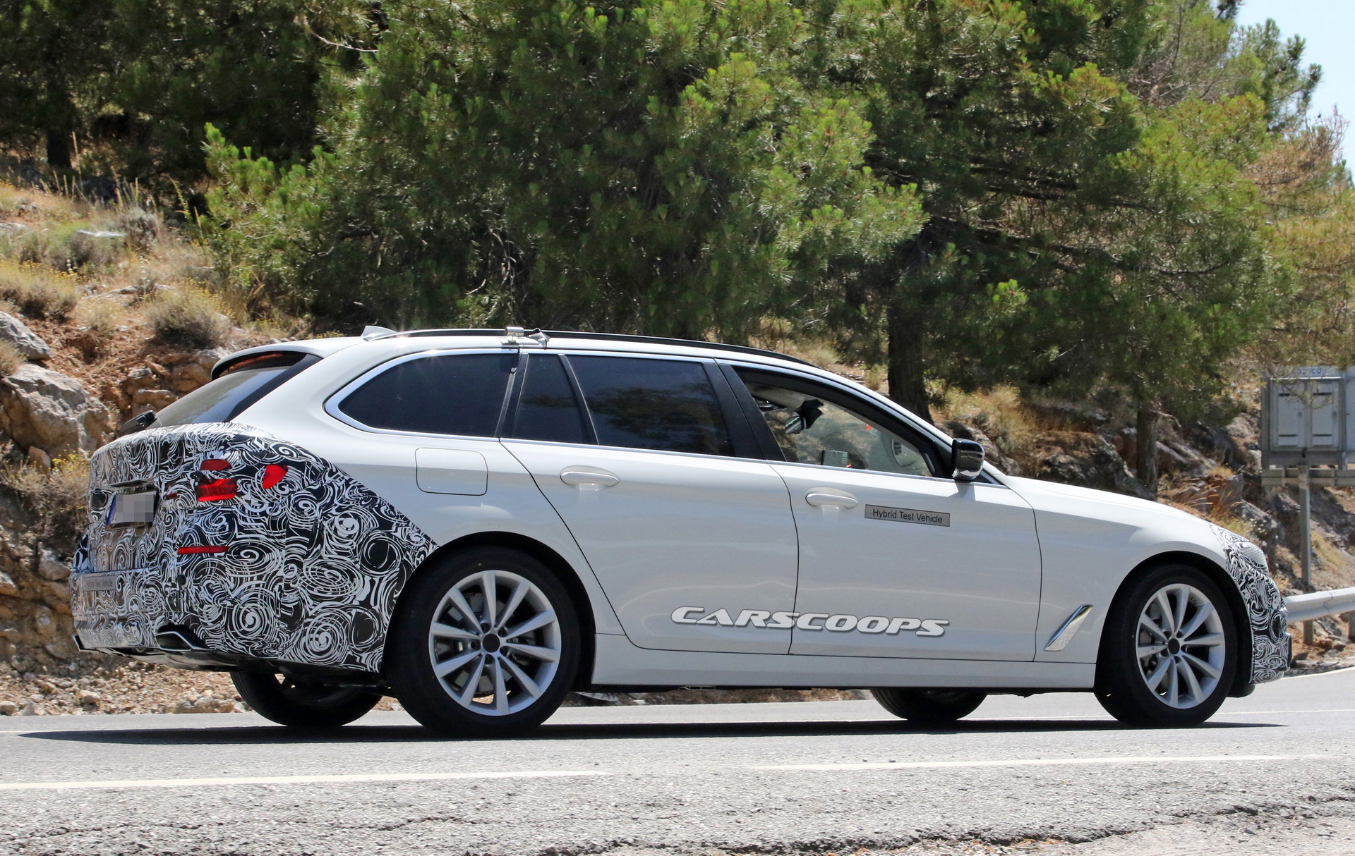 Facelifted 2020 BMW 5-Series Spotted With A Plug-In Hybrid Powertrain