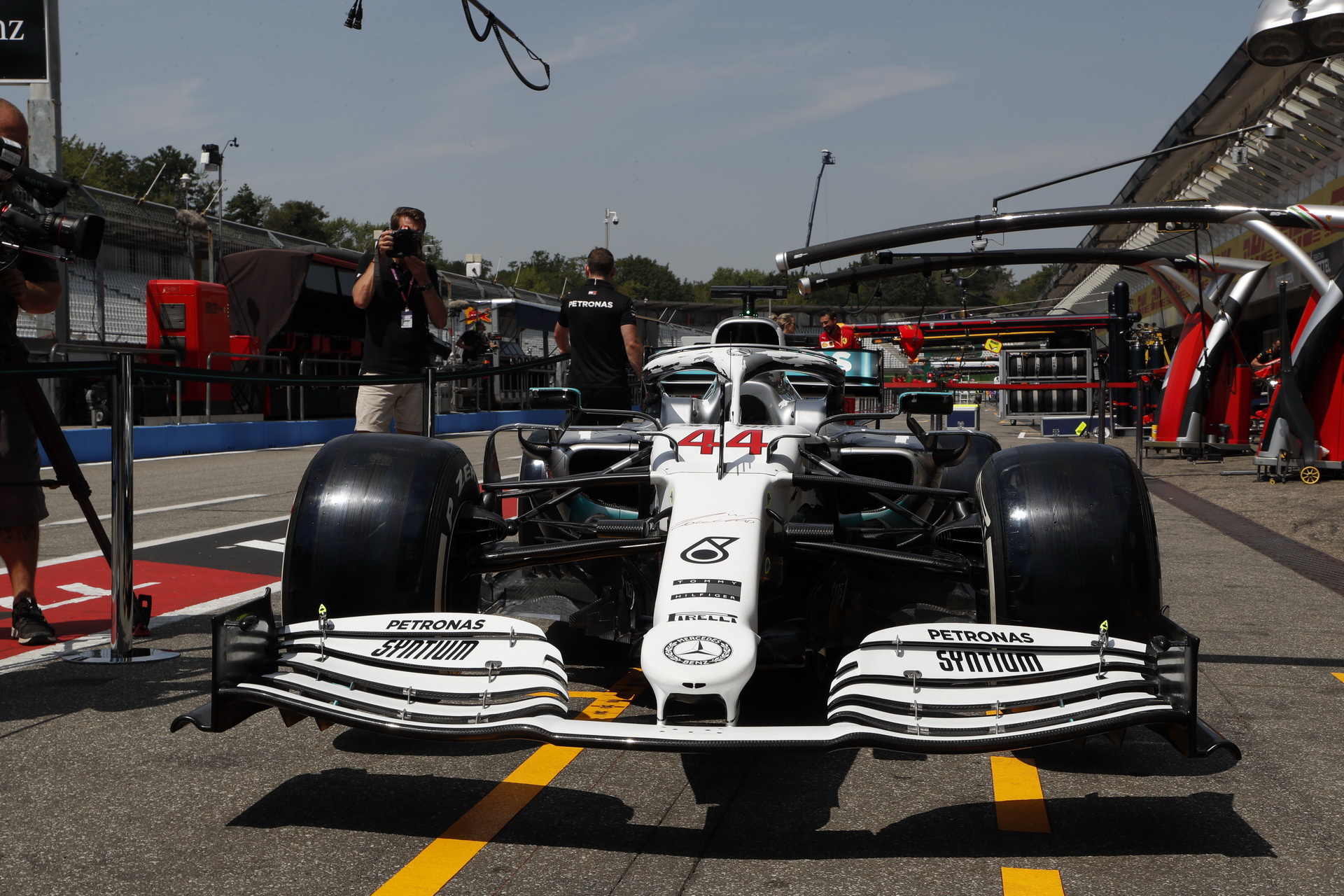 Mercedes Unveils One-Off Heritage F1 Livery For German GP