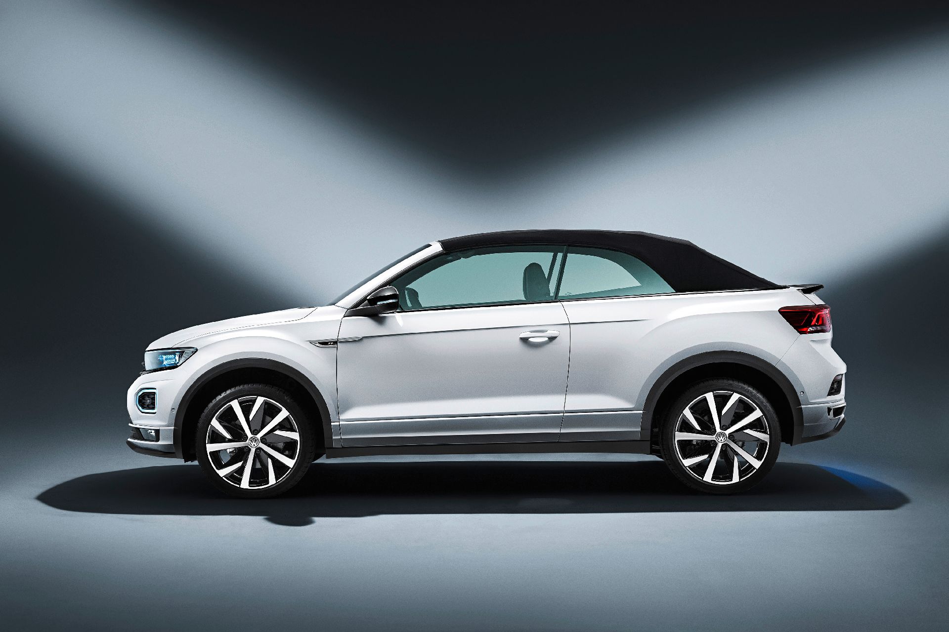 Volkswagen T-Roc Cabriolet Is A Crossover For Droptop Lovers