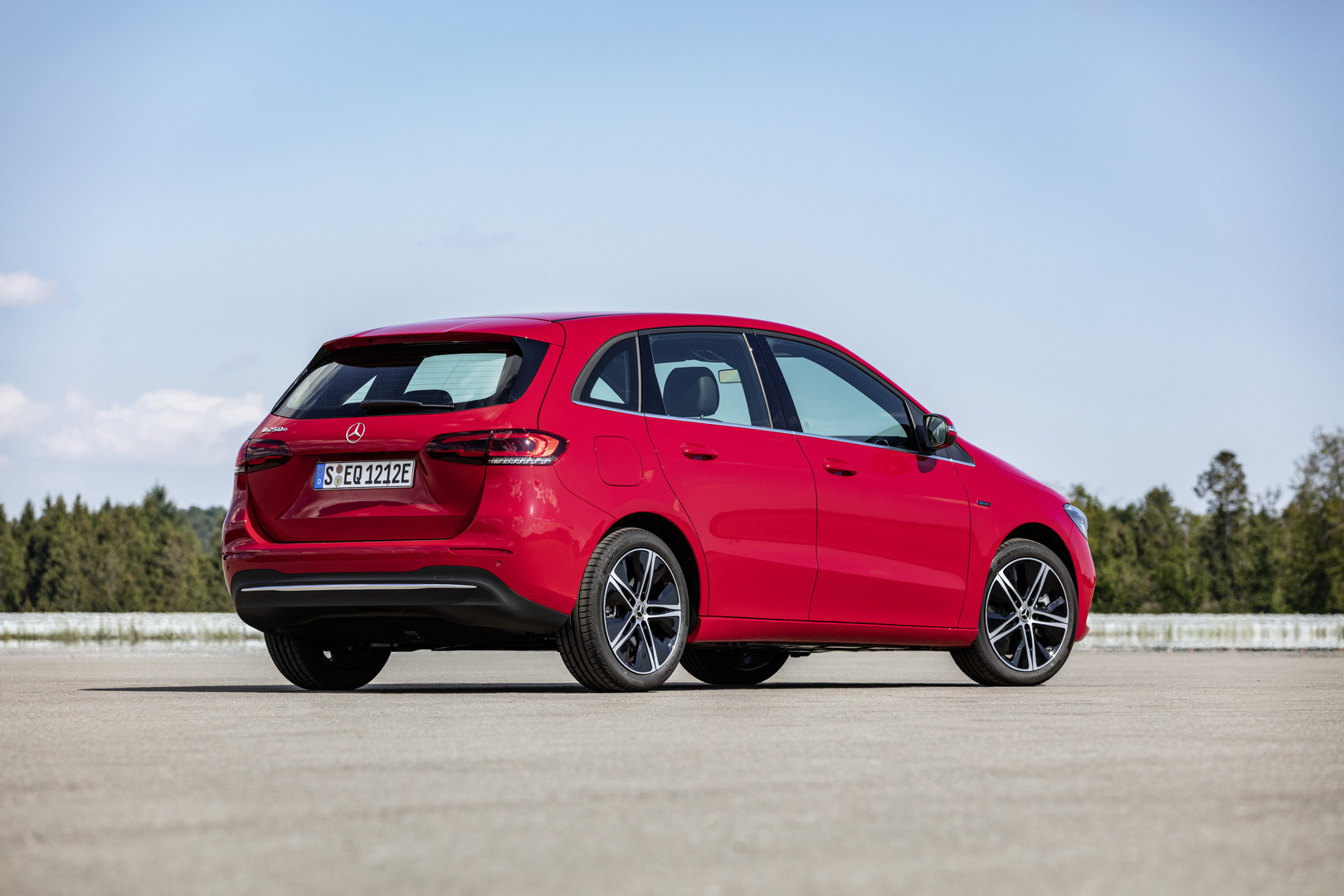 Mercedes-Benz A250e And B250e Plug-In Hybrids Are On Deck