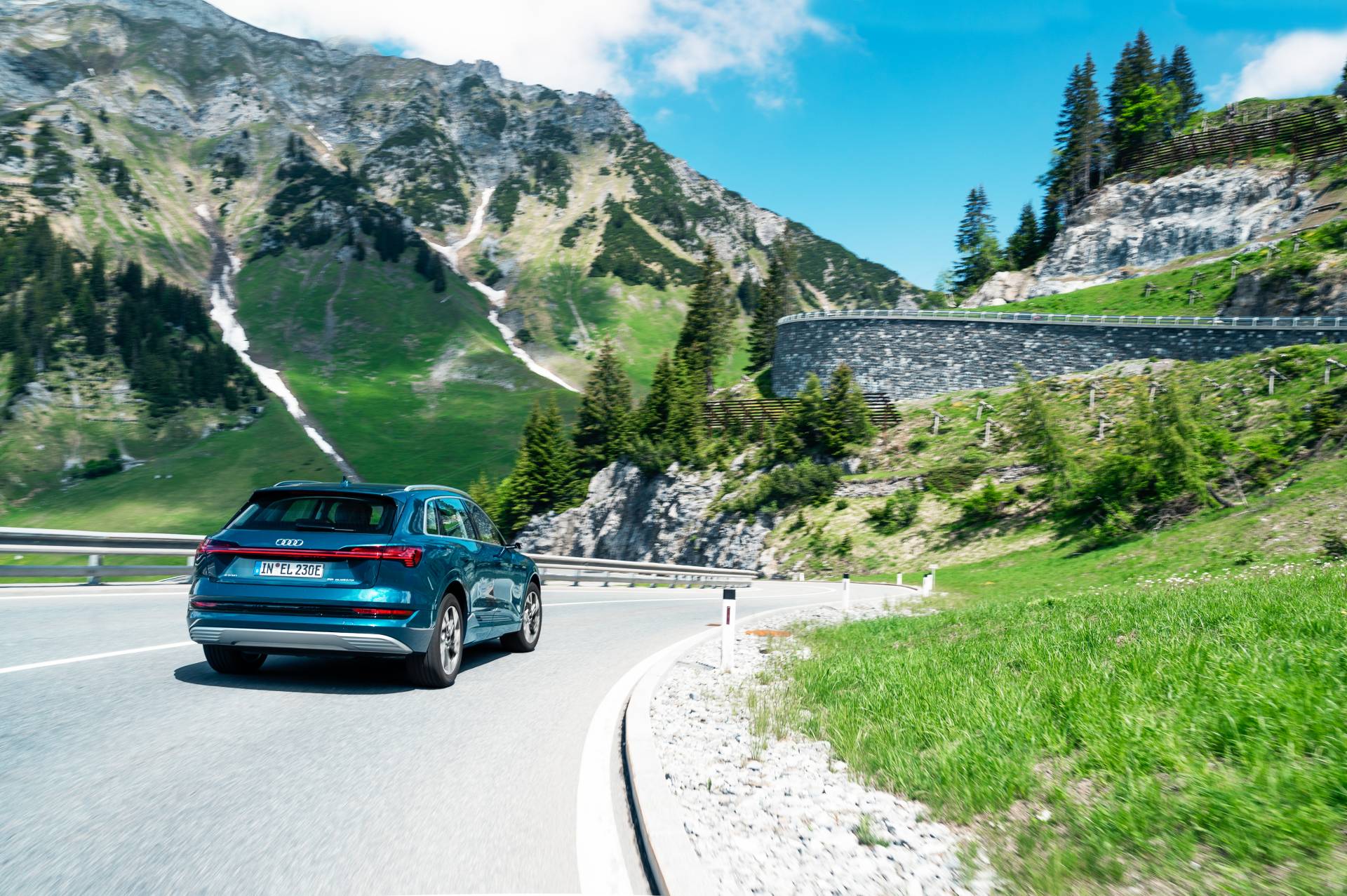 Audi E-Tron Fleet Crosses 10 Countries, Does 1,600 Km In 24 Hours