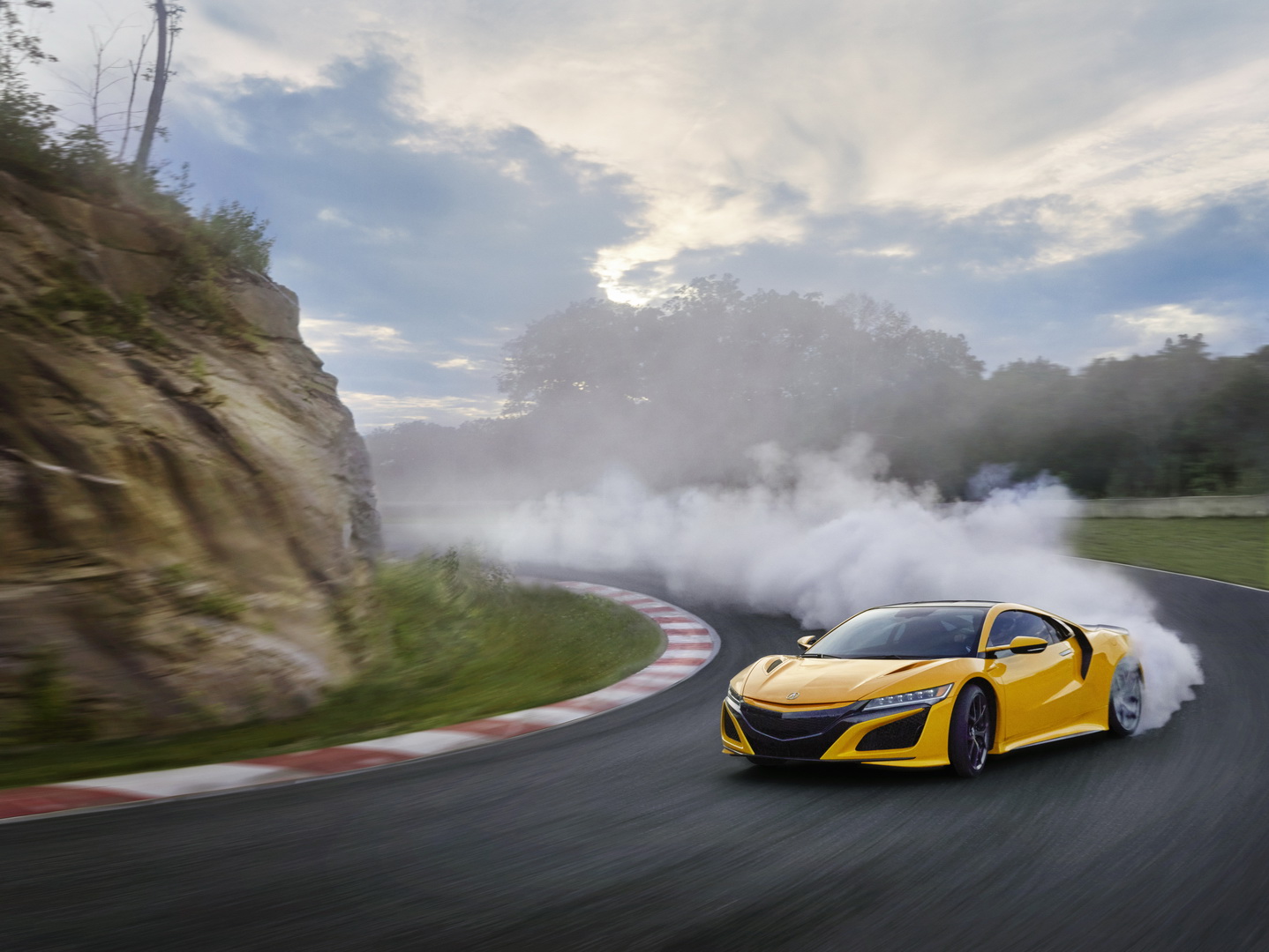 2020 Acura NSX Debuts Second Heritage Color, Indy Yellow Pearl