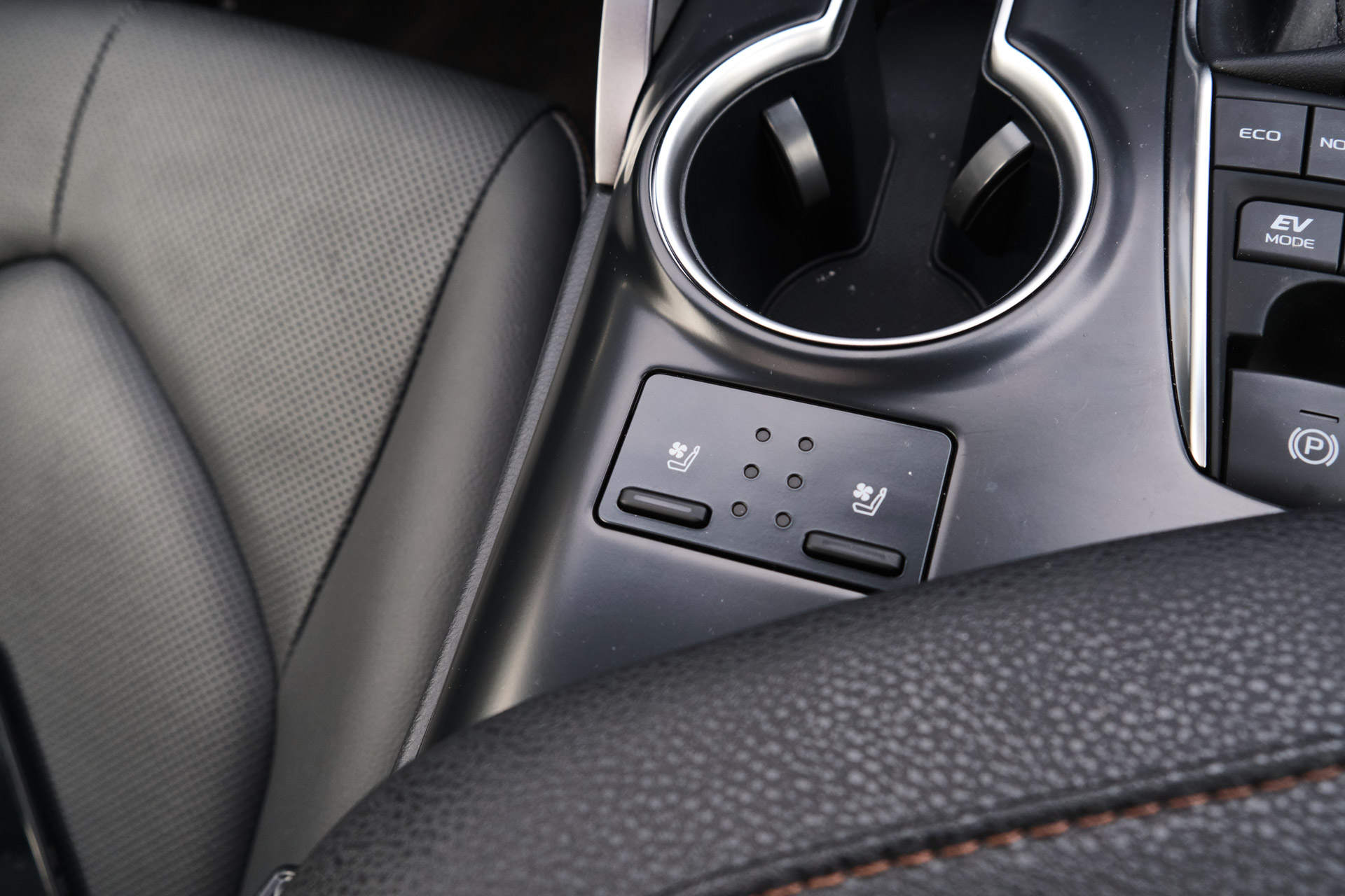 Driven: 2019 Toyota Camry Hybrid Is Worthy Of A Lexus Badge