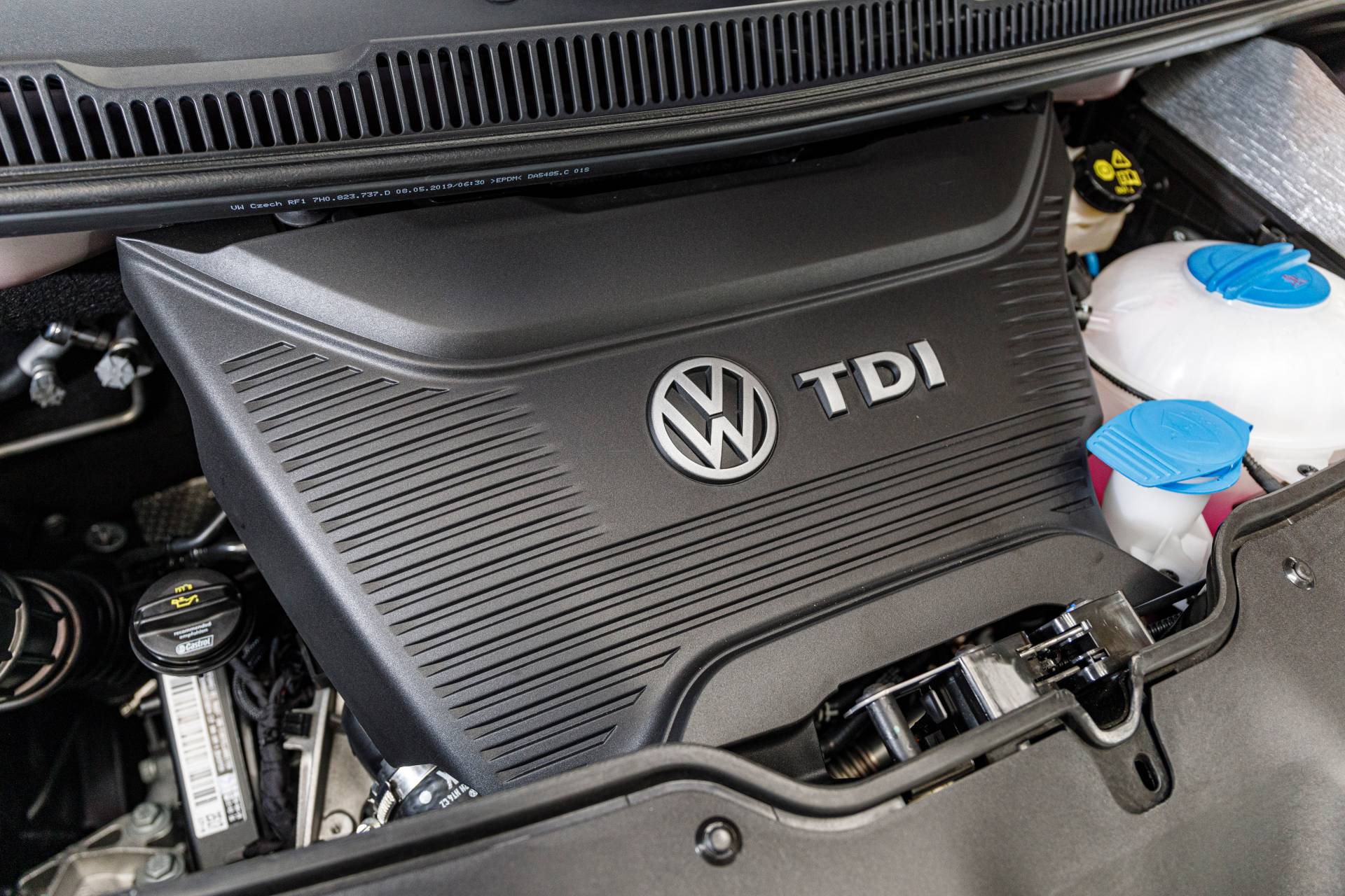 Facelifted 2020 VW Multivan Detailed, On Sale This Fall From €31,000