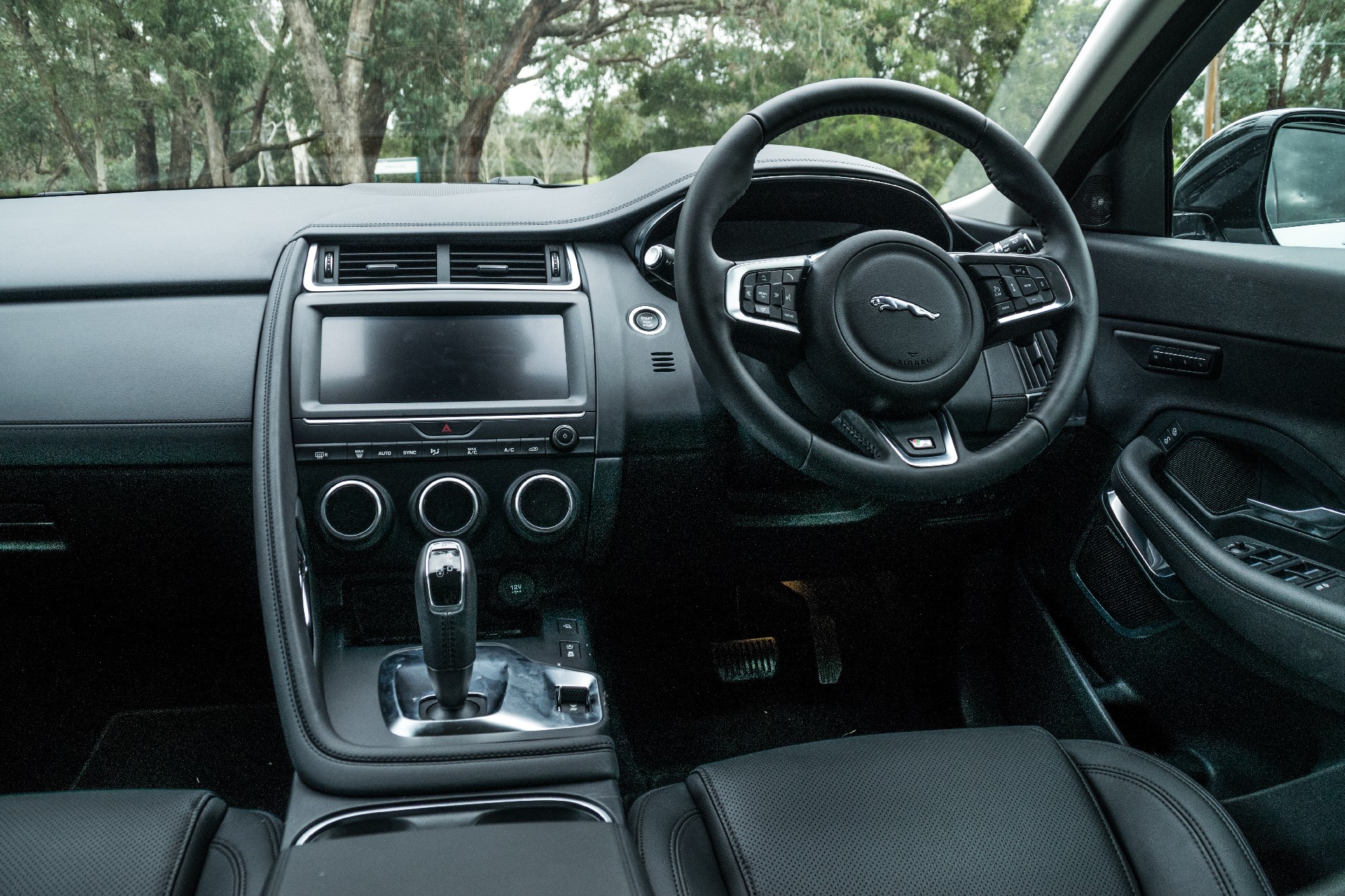 Driven: 2019 Jaguar E-Pace Has Great Looks – And Some Glaring Faults