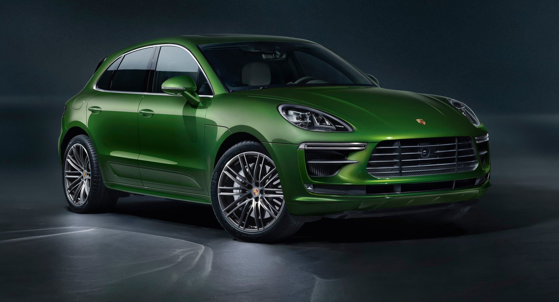 2020 Porsche Macan Turbo Debuts With 434 HP 2.9L Turbo V6