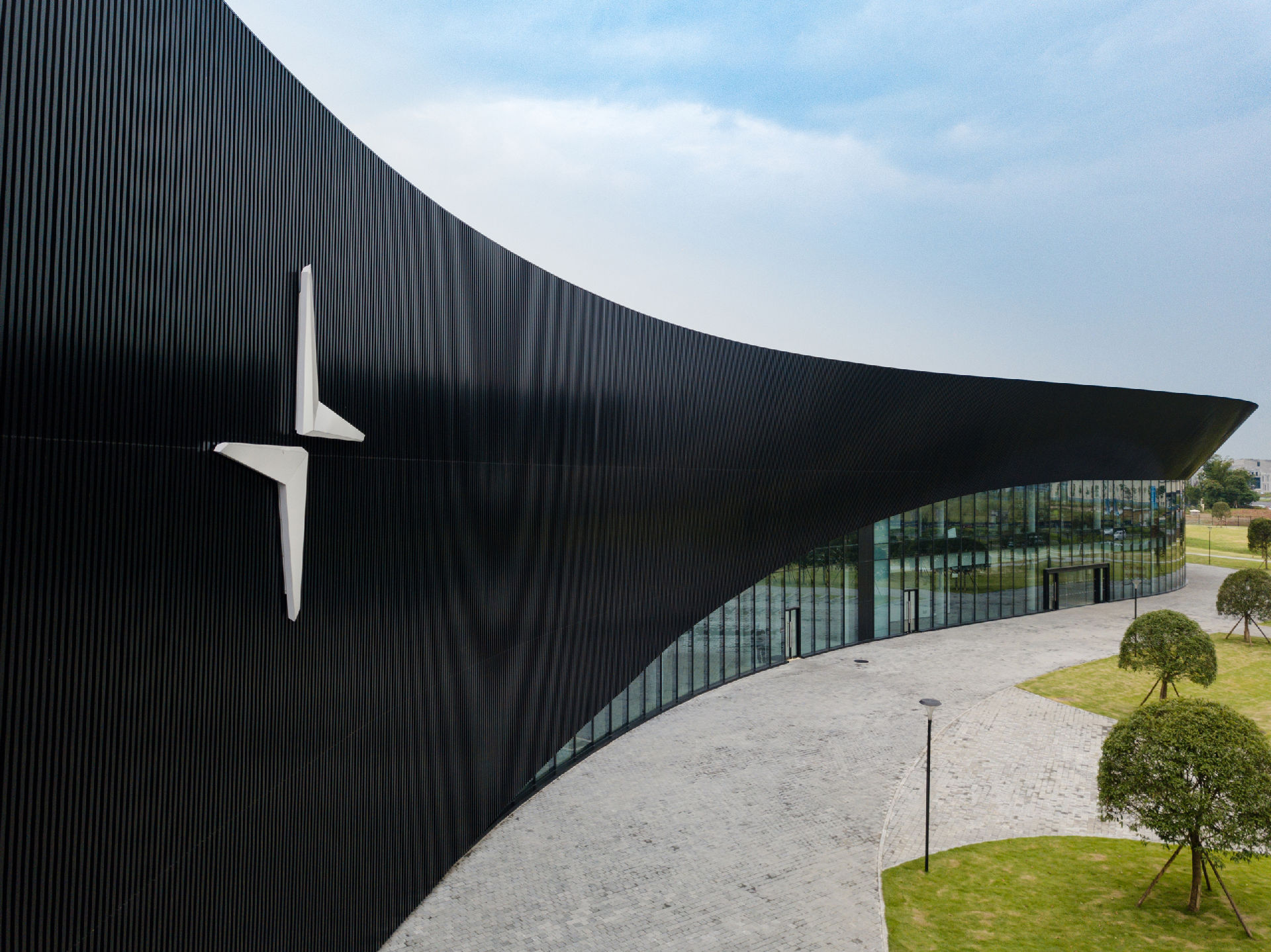 Polestar Unveils Huge Chinese Production Facility For The Polestar 1