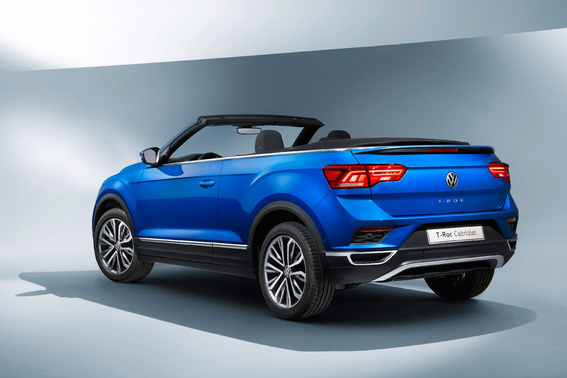 Volkswagen T-Roc Cabriolet Is A Crossover For Droptop Lovers