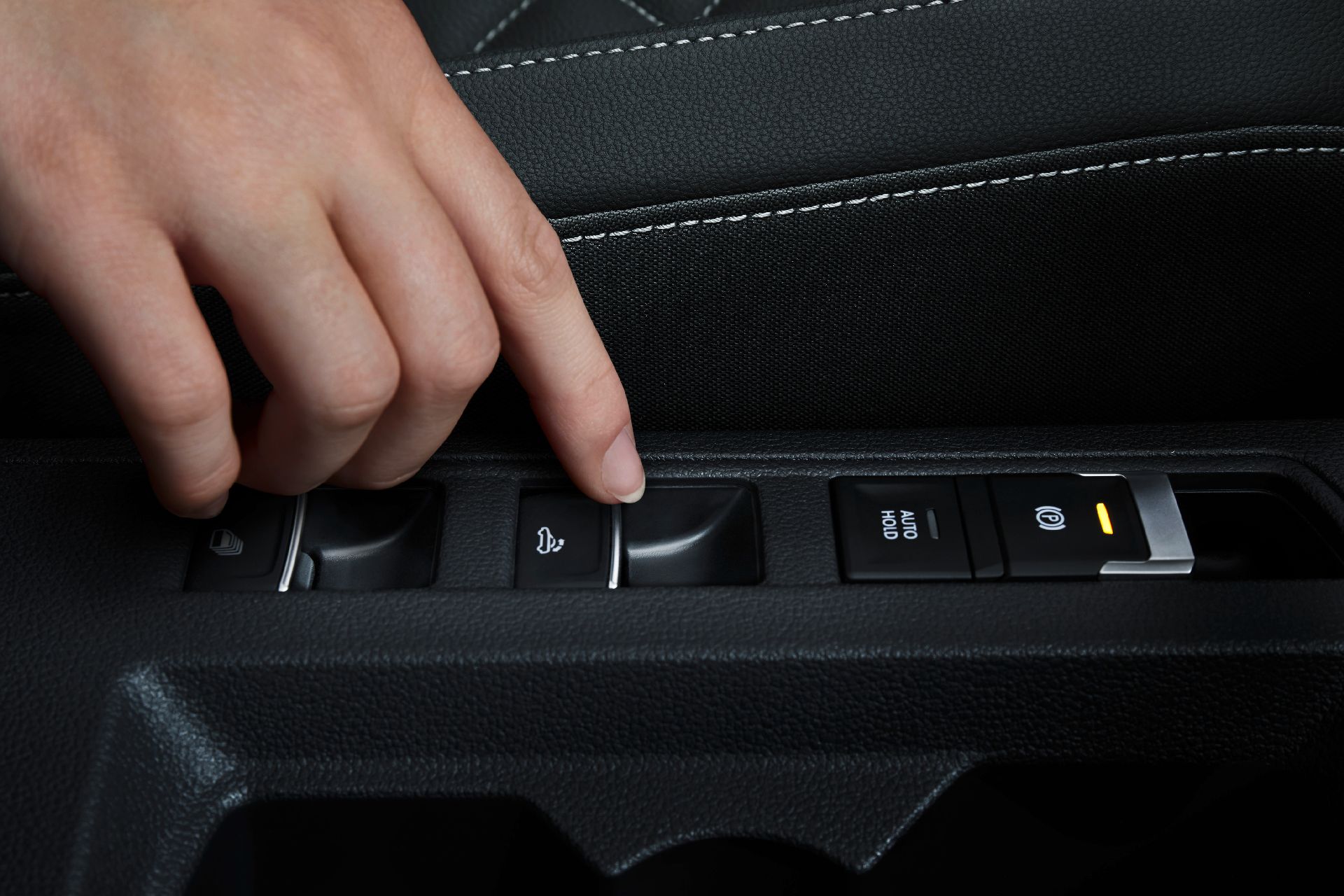 Volkswagen T-Roc Cabriolet Is A Crossover For Droptop Lovers