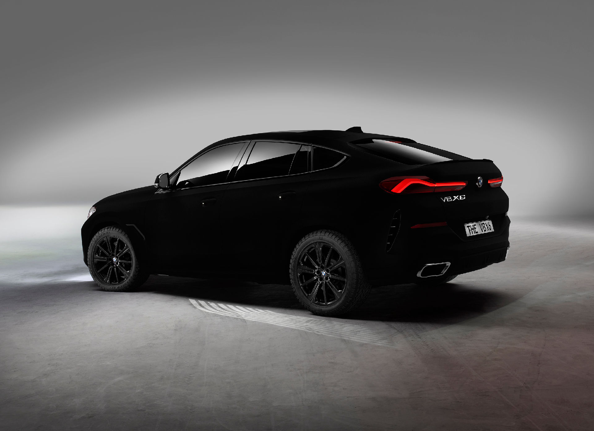 BMW X6 Gets Painted In Vantablack, The World’s Blackest Black