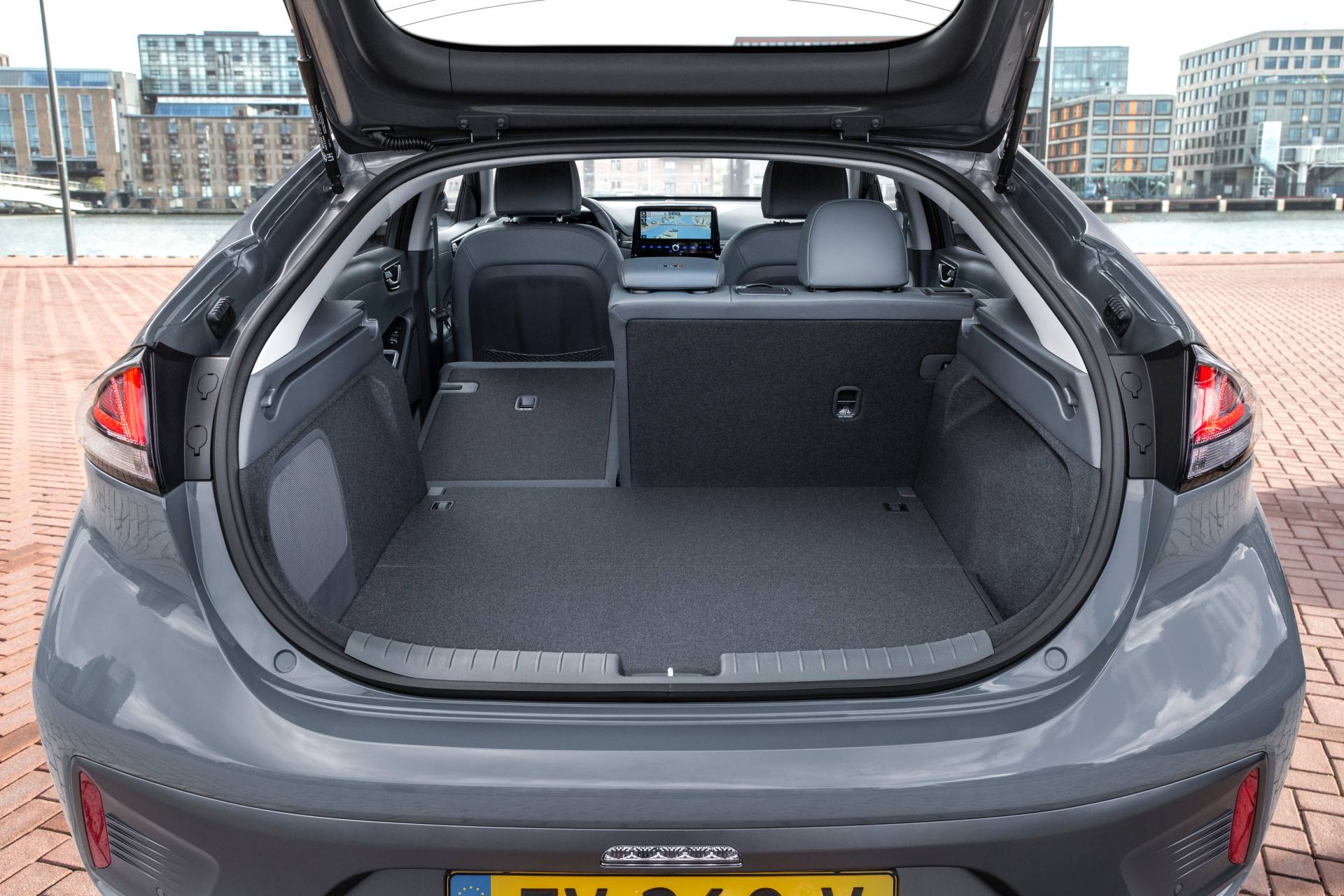 Facelifted 2020 Hyundai Ioniq Electric: Final Specs And New Photos Released