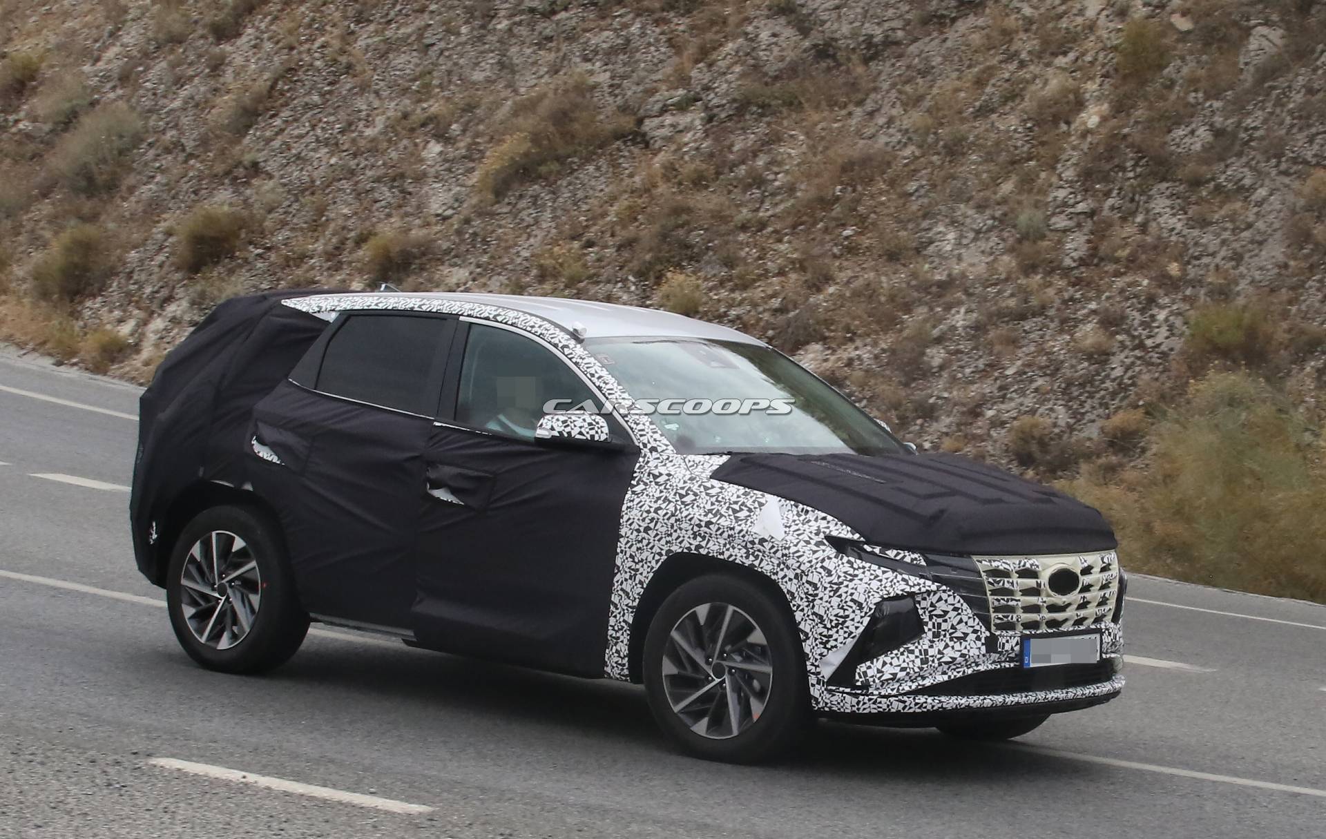 2021 Hyundai Tucson Sheds Camo To Reveal Dramatic Front End Design