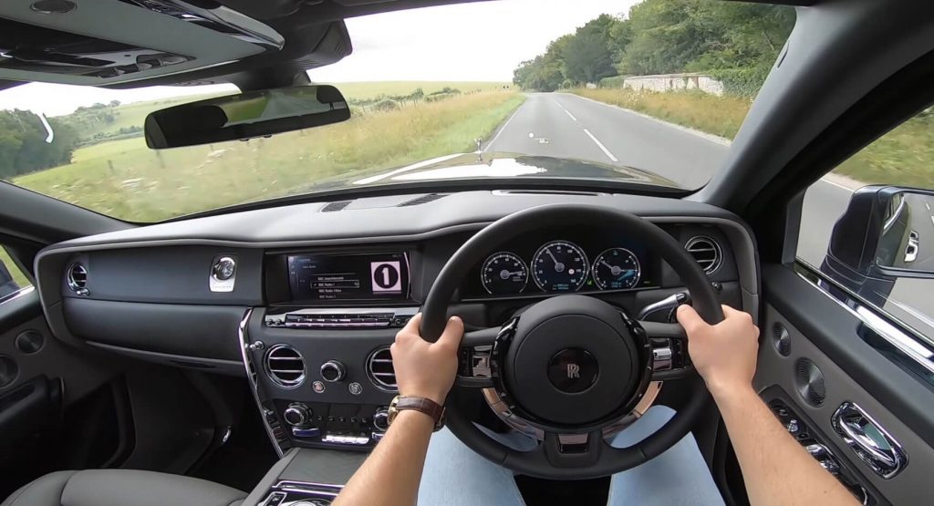  Rolls-Royce Cullinan Is Probably More Comfortable Than Your Tuscan Villa