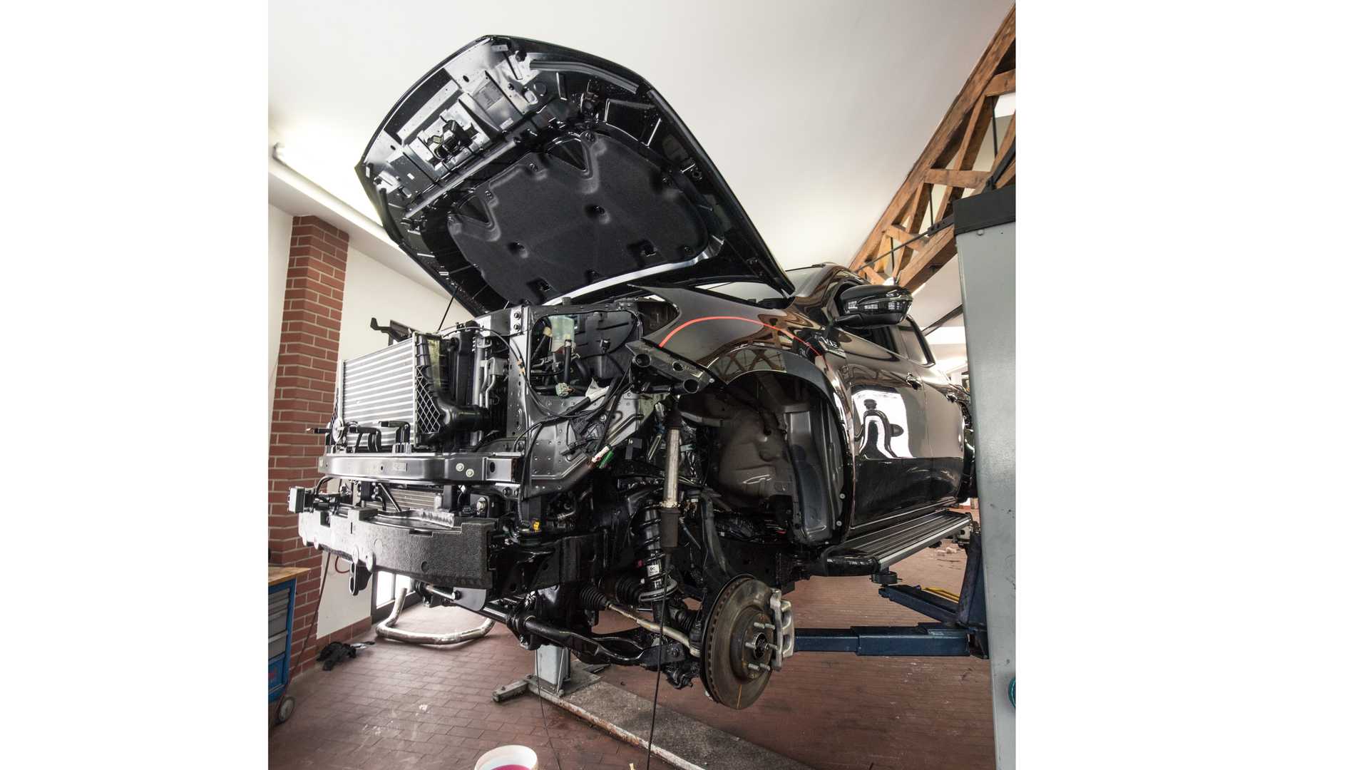 Delta 4×4 Creates An Insane Mercedes X-Class Off-Roader