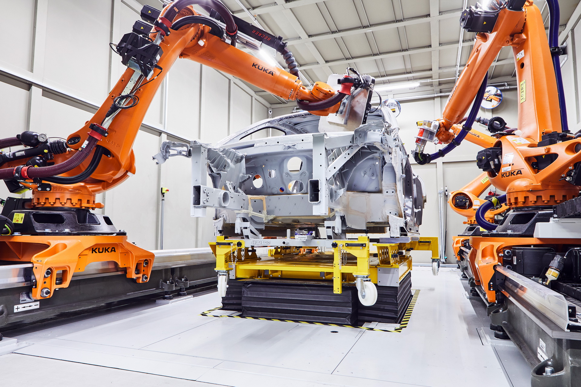 BMW Testing New Techniques For The Production Of The Electric INext SUV