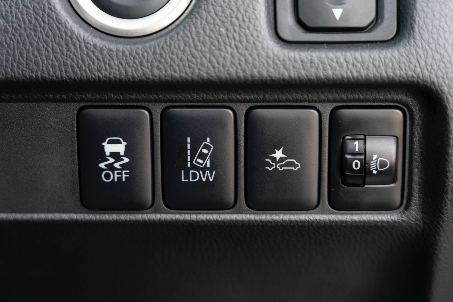 2020 Mitsubishi L200 Arrives In The UK With £21,515 Base Price