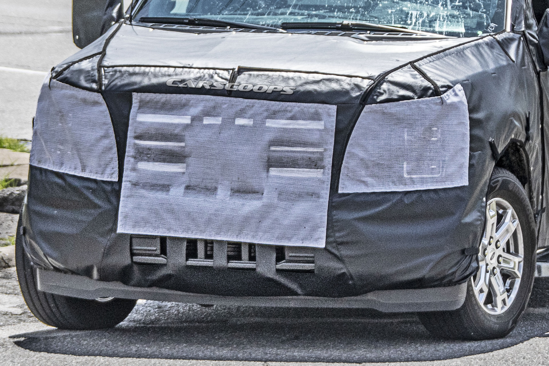 2021 Ford F-150: New Spy Shots Show Next-Gen Truck Wearing An All-Black Suit