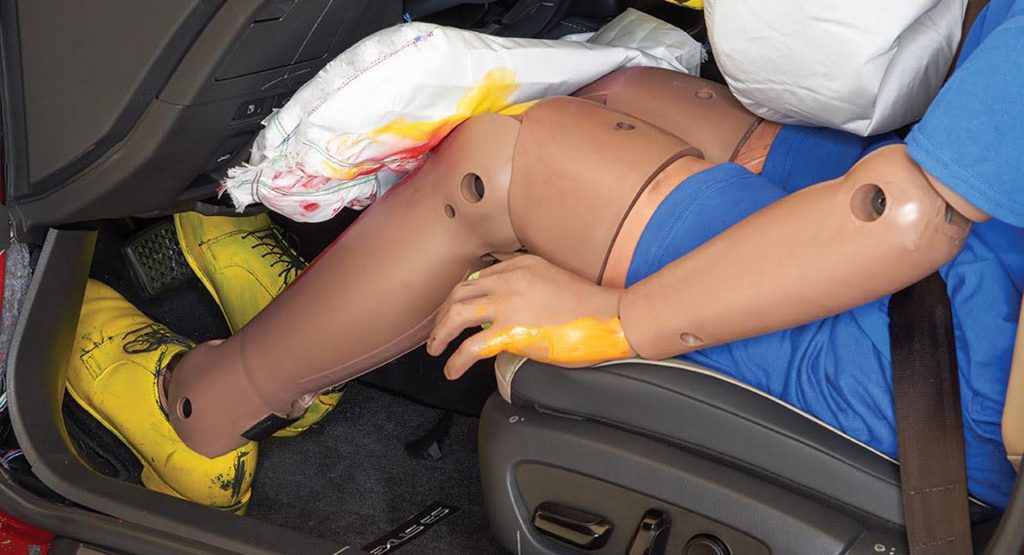  IIHS Says Knee Airbags Don’t Really Improve Safety
