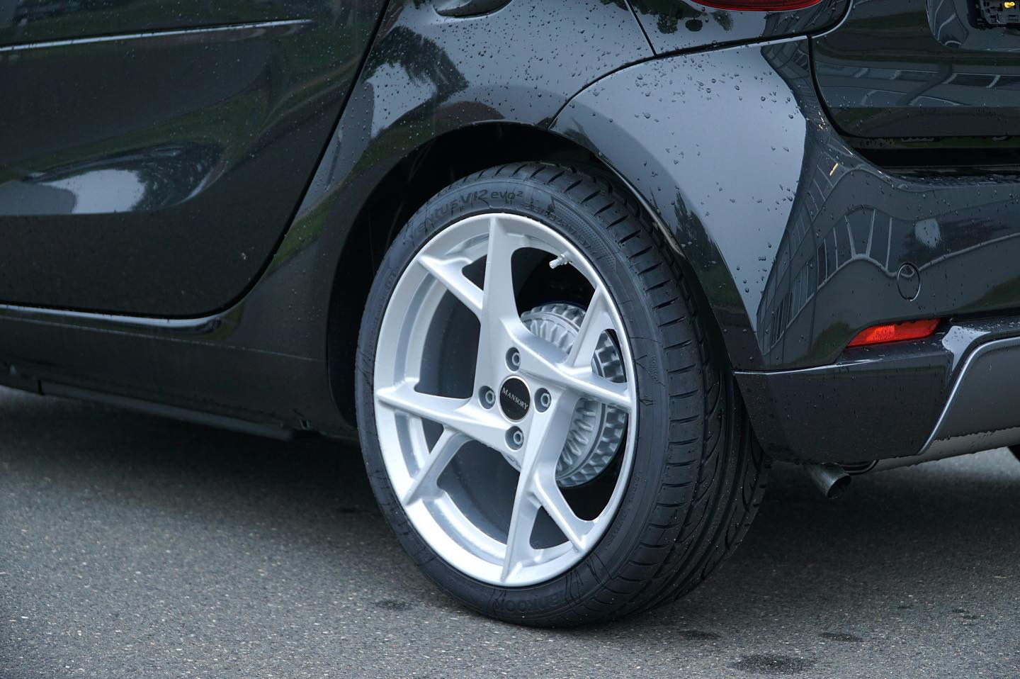 Smart ForTwo Wanted To Be Just A City Car; Mansory Had Other Plans