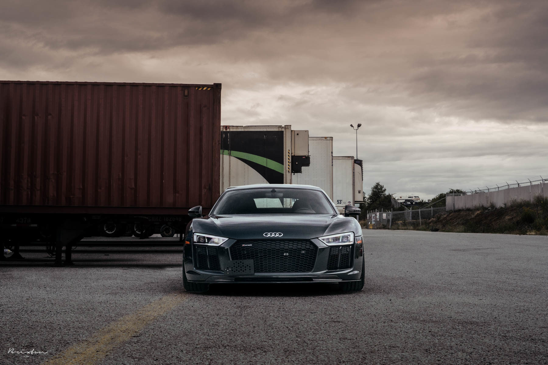 This Audi R8 Is A Perfect Example Showing Dark Grey And Bronze Do Match