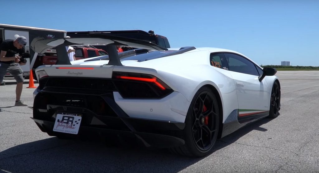  Supercharged Huracan Performante Demonstrates What She’ll Do In A Straight Line