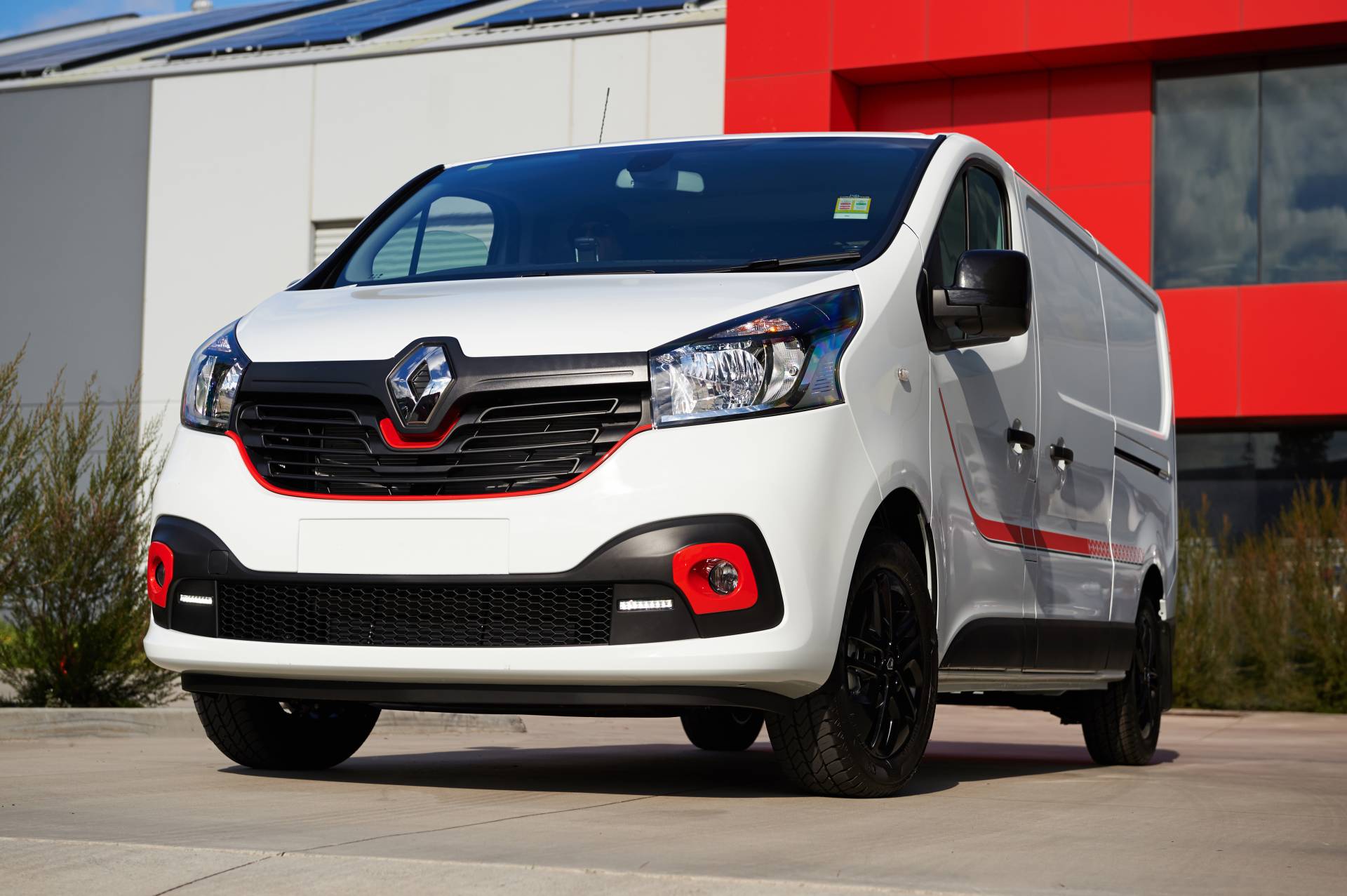 Renault Trafic Formula Edition Returns To Australia, Packs Megane RS Manual Gearbox