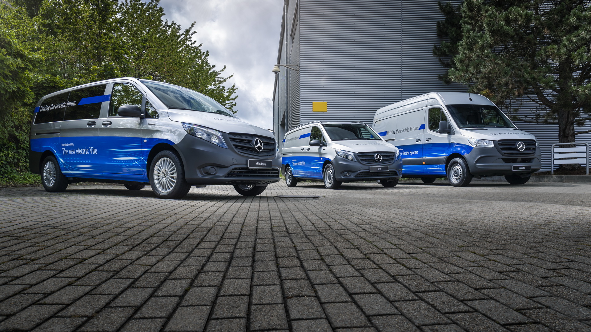 2020 Mercedes-Benz EQV Electric MPV Unveiled With 405 Km Range
