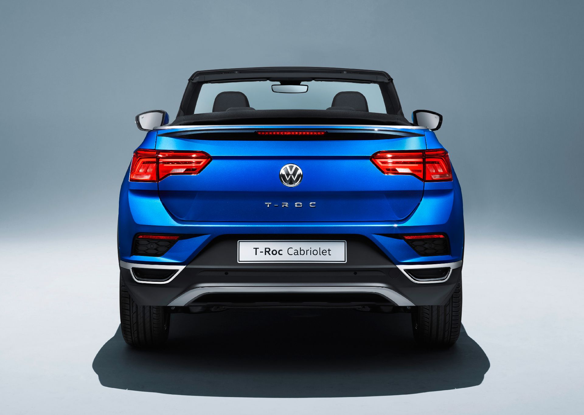 Volkswagen T-Roc Cabriolet Is A Crossover For Droptop Lovers