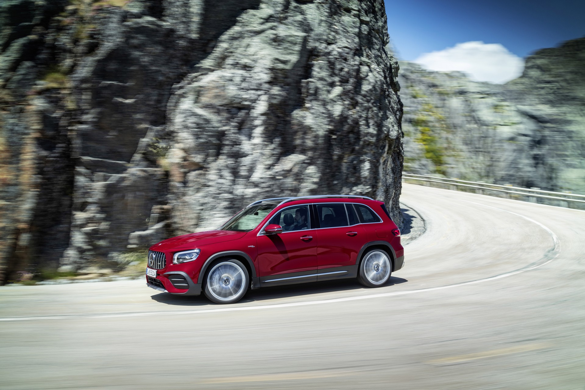 Mercedes-AMG GLB 35 Packs Seven Seats And 302 HP