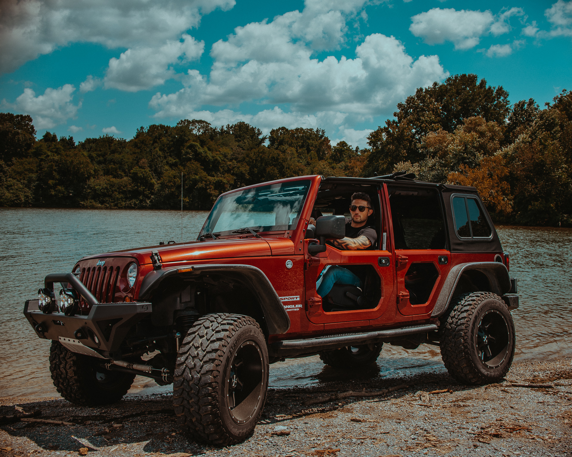 Bestop Builds Custom Jeep Wrangler For Country Music Star Michael Ray