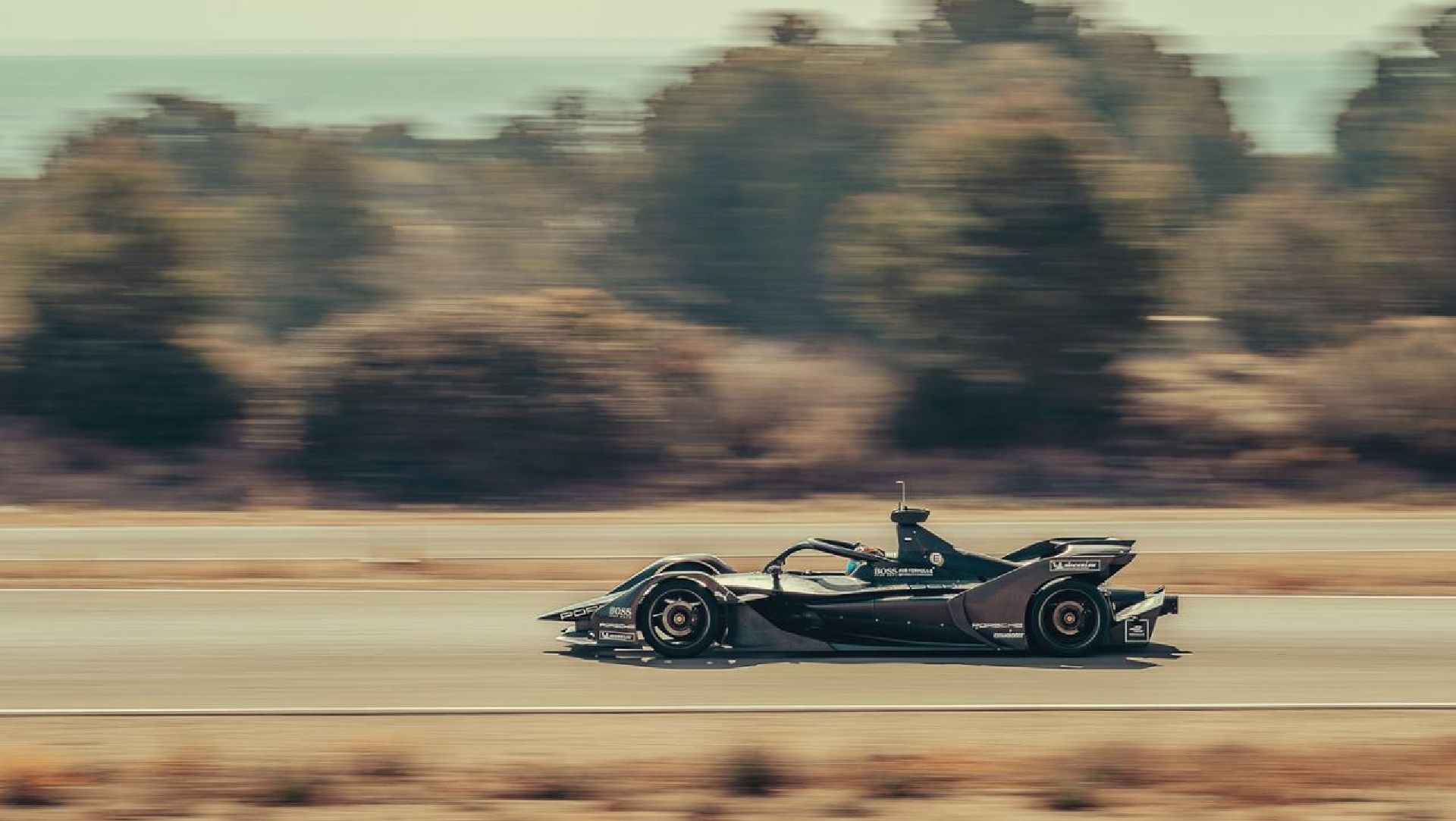 Porsche Signs Former Le Mans Winners For Its Formula E Team