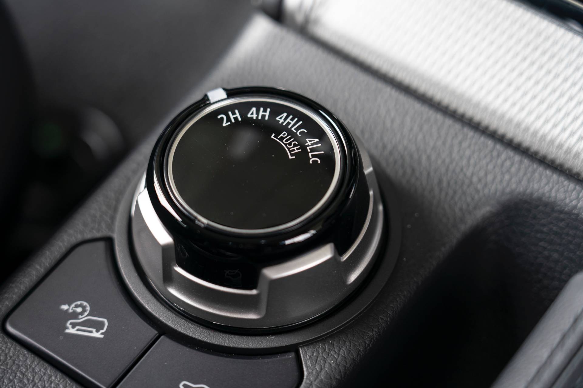 2020 Mitsubishi L200 Arrives In The UK With £21,515 Base Price