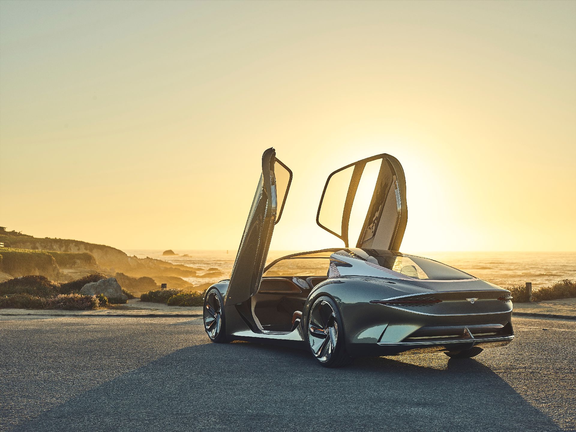 Bentley EXP 100 GT Concept Is Looking Great In California