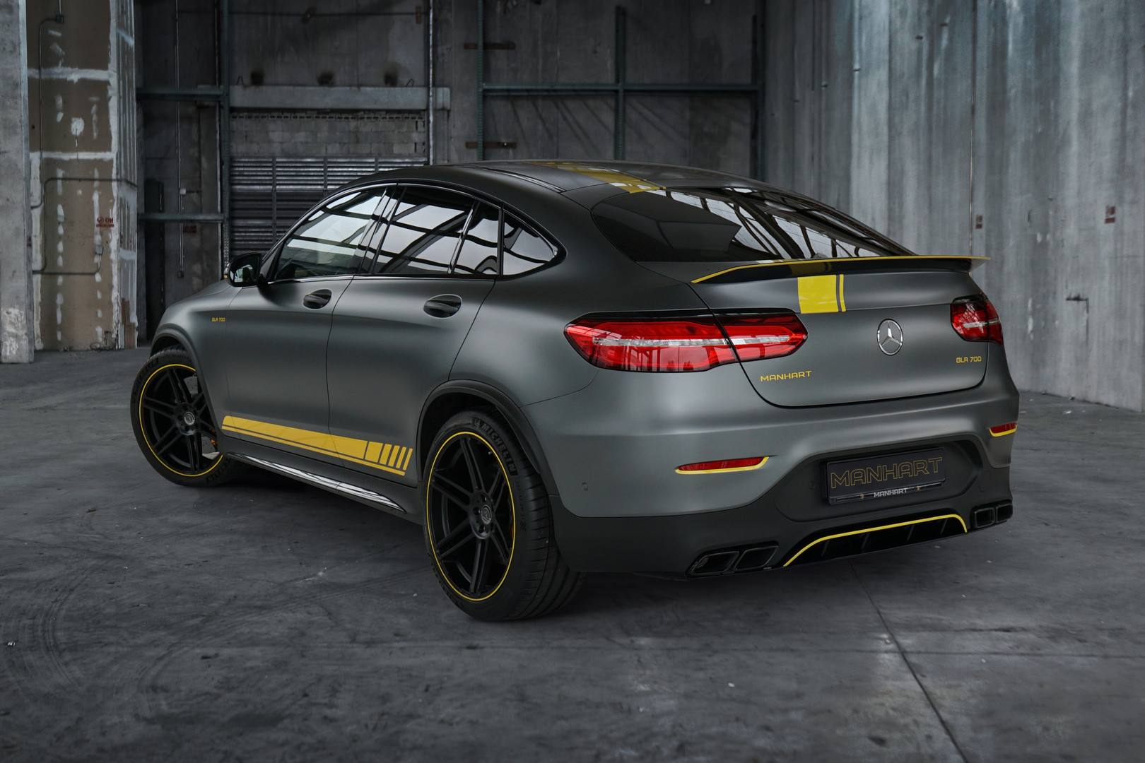 Mercedes-AMG GLC 63 S Isn’t Short On Power, But Manhart Gave It 700 HP Anyway
