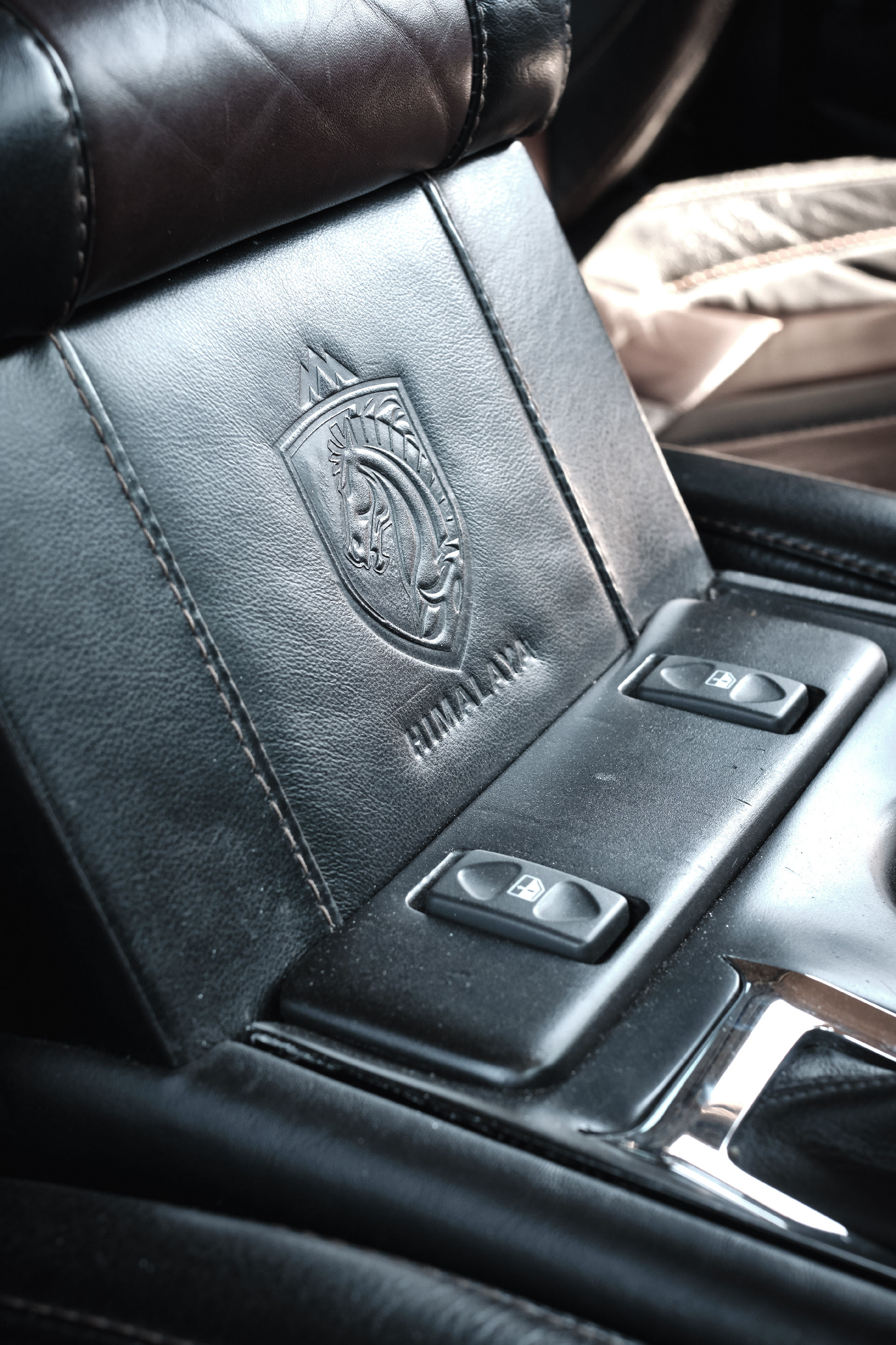 Himalaya Spectre Is A $250k Defender Inspired By 007’s Latest Film