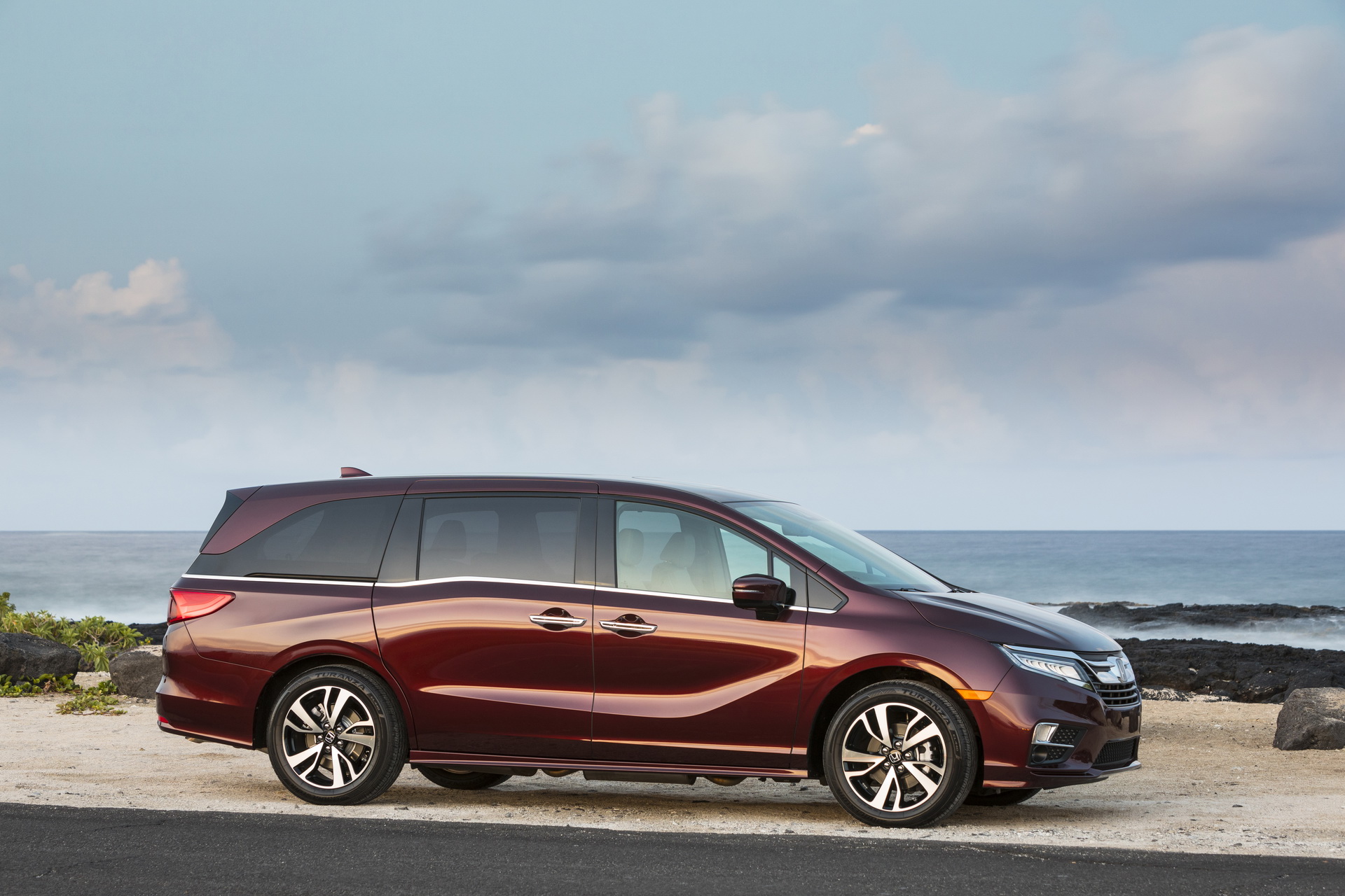 2020 Honda Odyssey Gains Special Package For 25th Anniversary