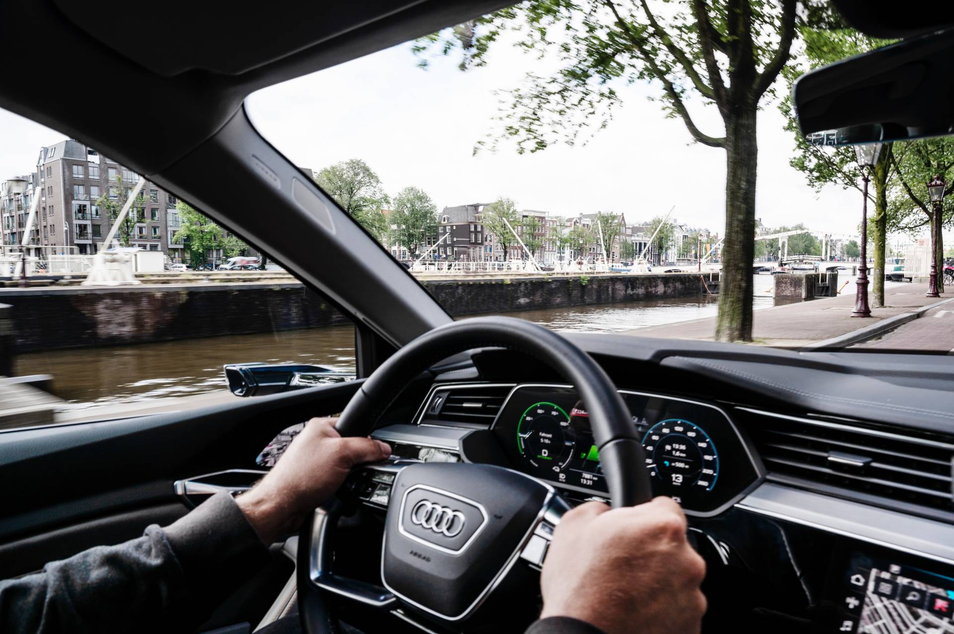 Audi E-Tron Fleet Crosses 10 Countries, Does 1,600 Km In 24 Hours