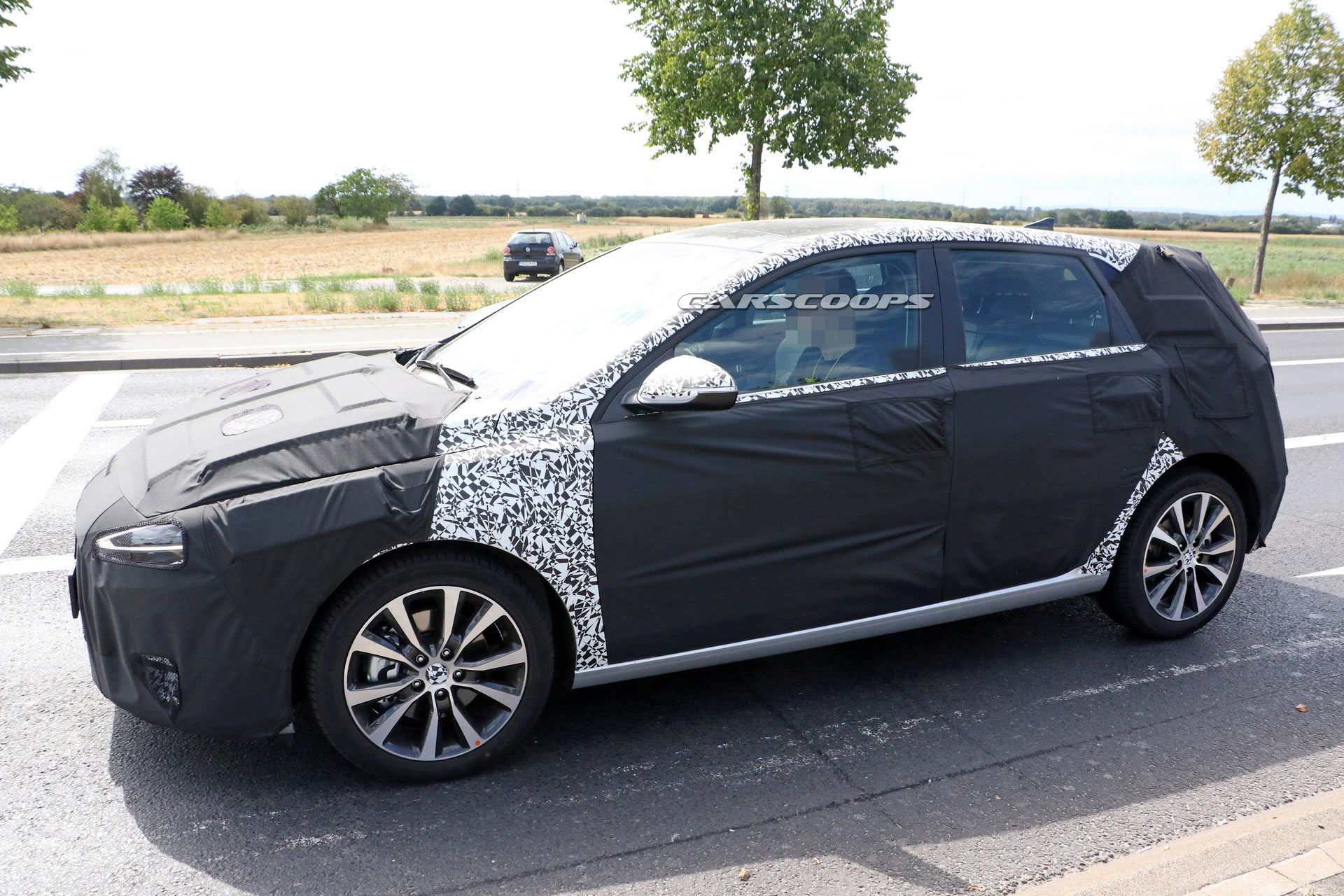 Facelifted Hyundai i30 Spotted, Is It Hiding A Plug-In Powertrain?