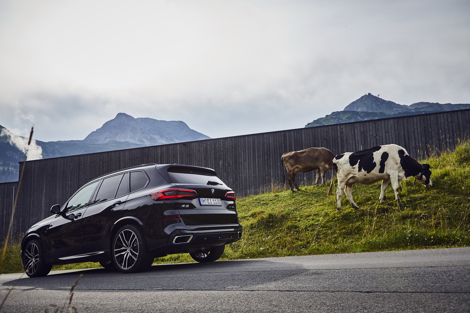 BMW Launches Plug-In Hybrid X5 xDrive45e With 388 HP, Up To 54 Miles Of EV Range