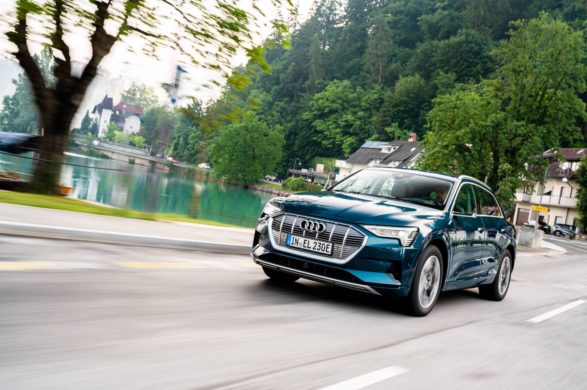 Audi E-Tron Fleet Crosses 10 Countries, Does 1,600 Km In 24 Hours