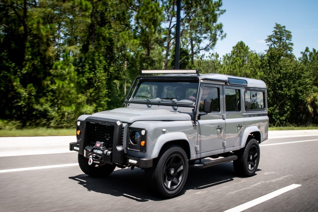 Land Rover Defender “Project Ghost” Has Numerous Mods, 430 HP LS3 V8
