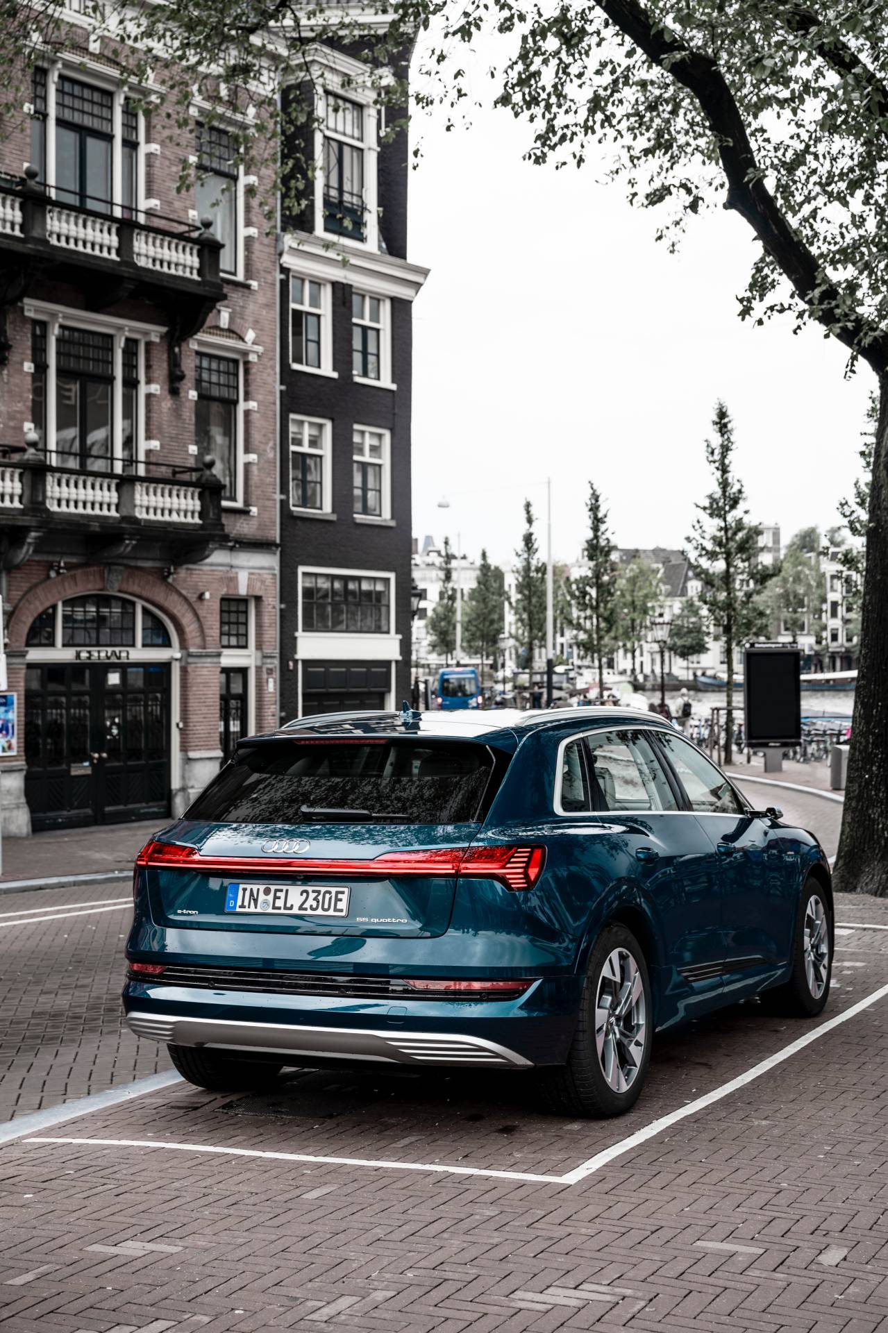 Audi E-Tron Fleet Crosses 10 Countries, Does 1,600 Km In 24 Hours