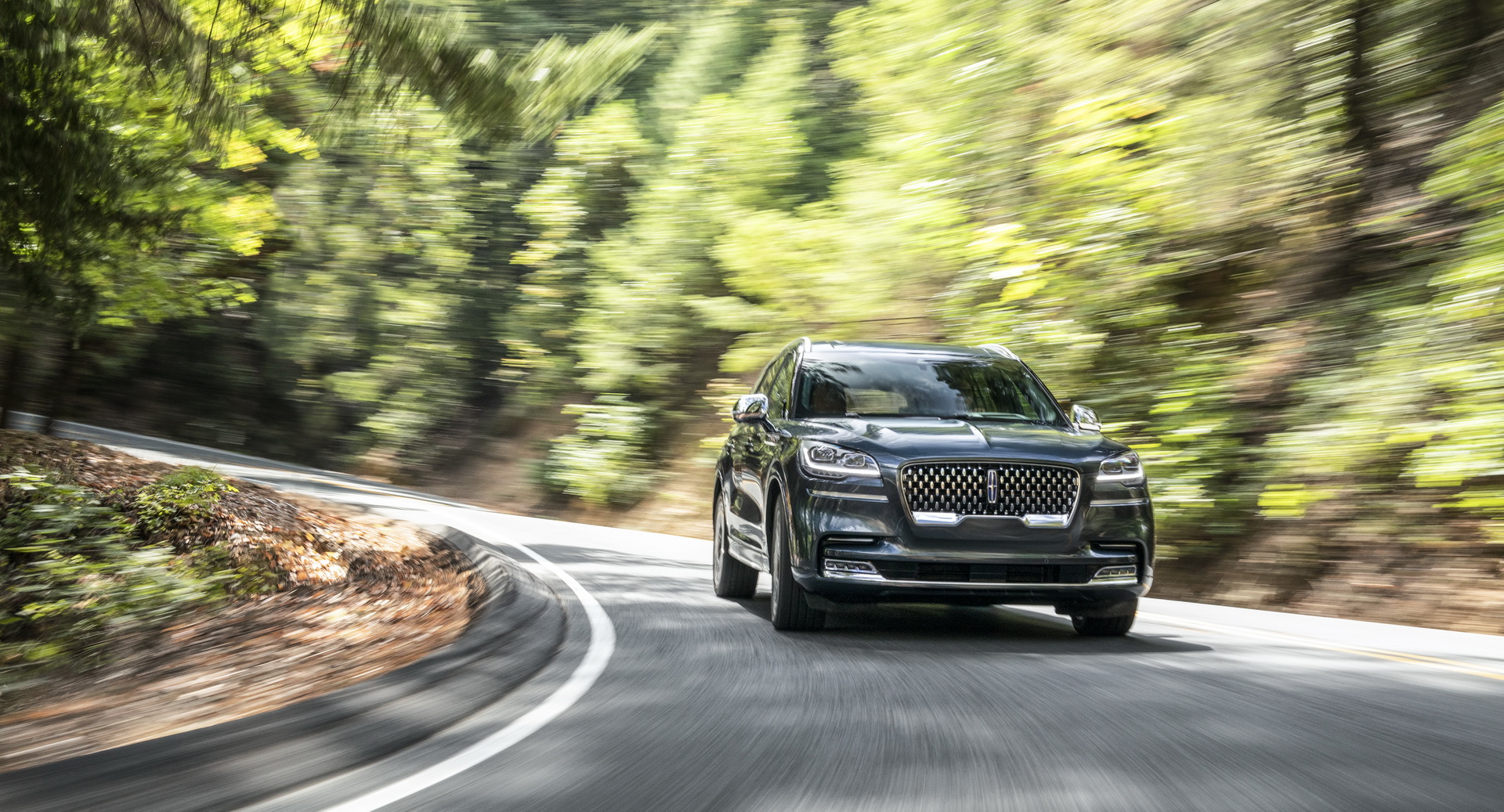 Check Out The 2020 Lincoln Aviator From Every Angle In Huge Photo Gallery